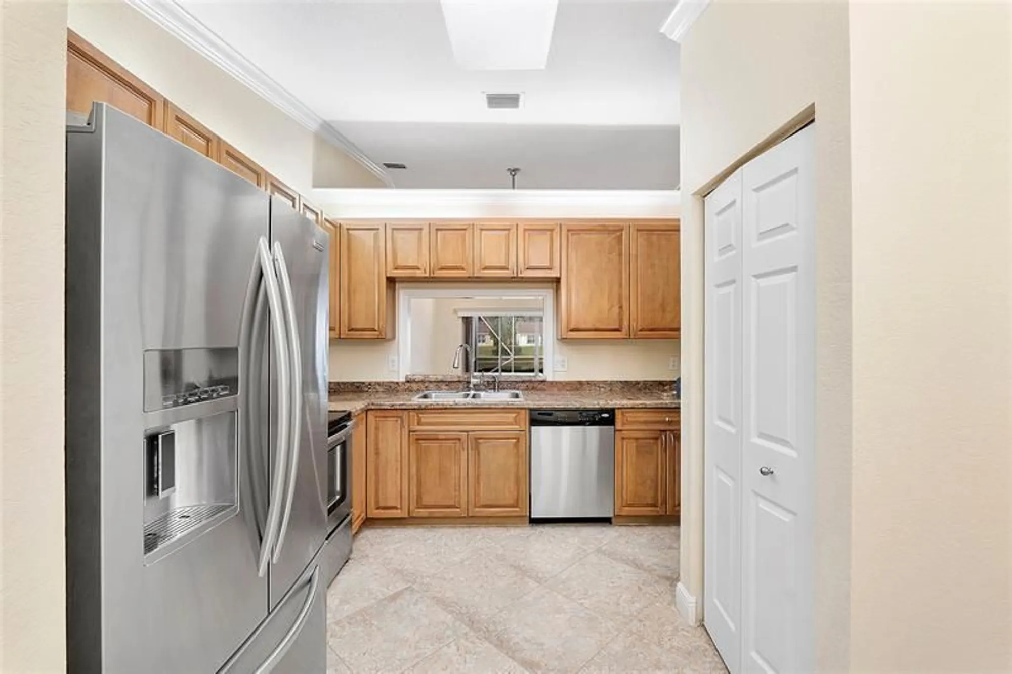 Property Slideshow image 11 of 43 | 120 sausalito dr, Boynton Beach, FL, 33436