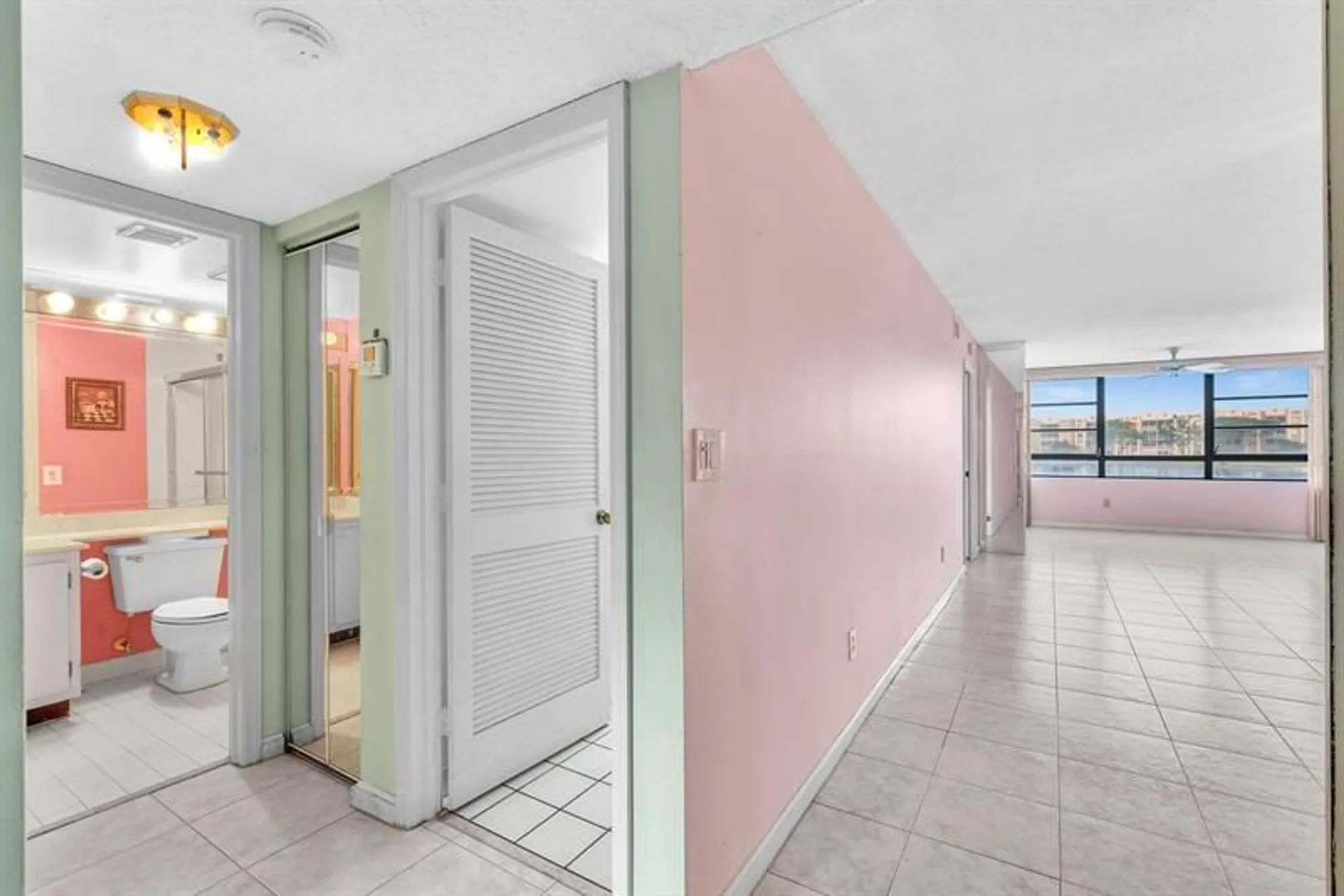 Property Slideshow image 32 of 82 | 10442 e clairmont cir 204, Tamarac, FL, 33321