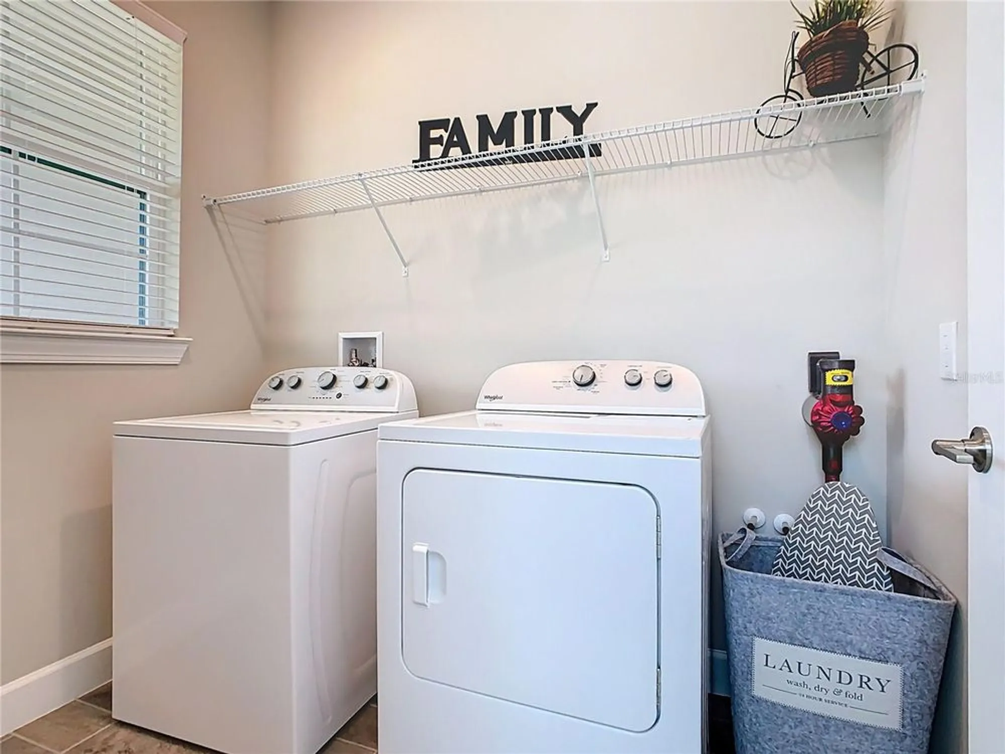 Property Slideshow image 31 of 48 | 1029 umbria dr, Poinciana, FL, 34759