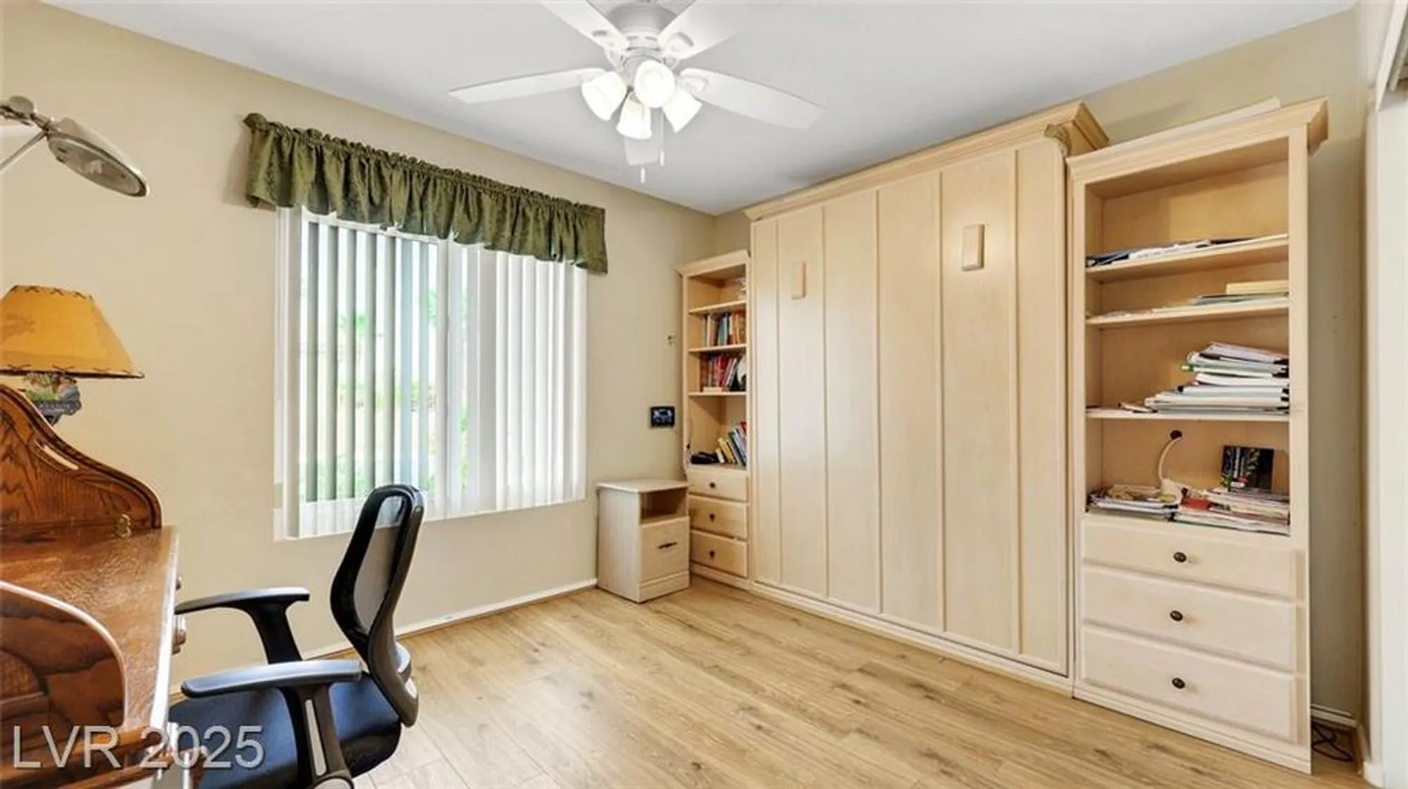 Property Slideshow image 6 of 31 | 2075 joy view ln, Henderson, NV, 89012