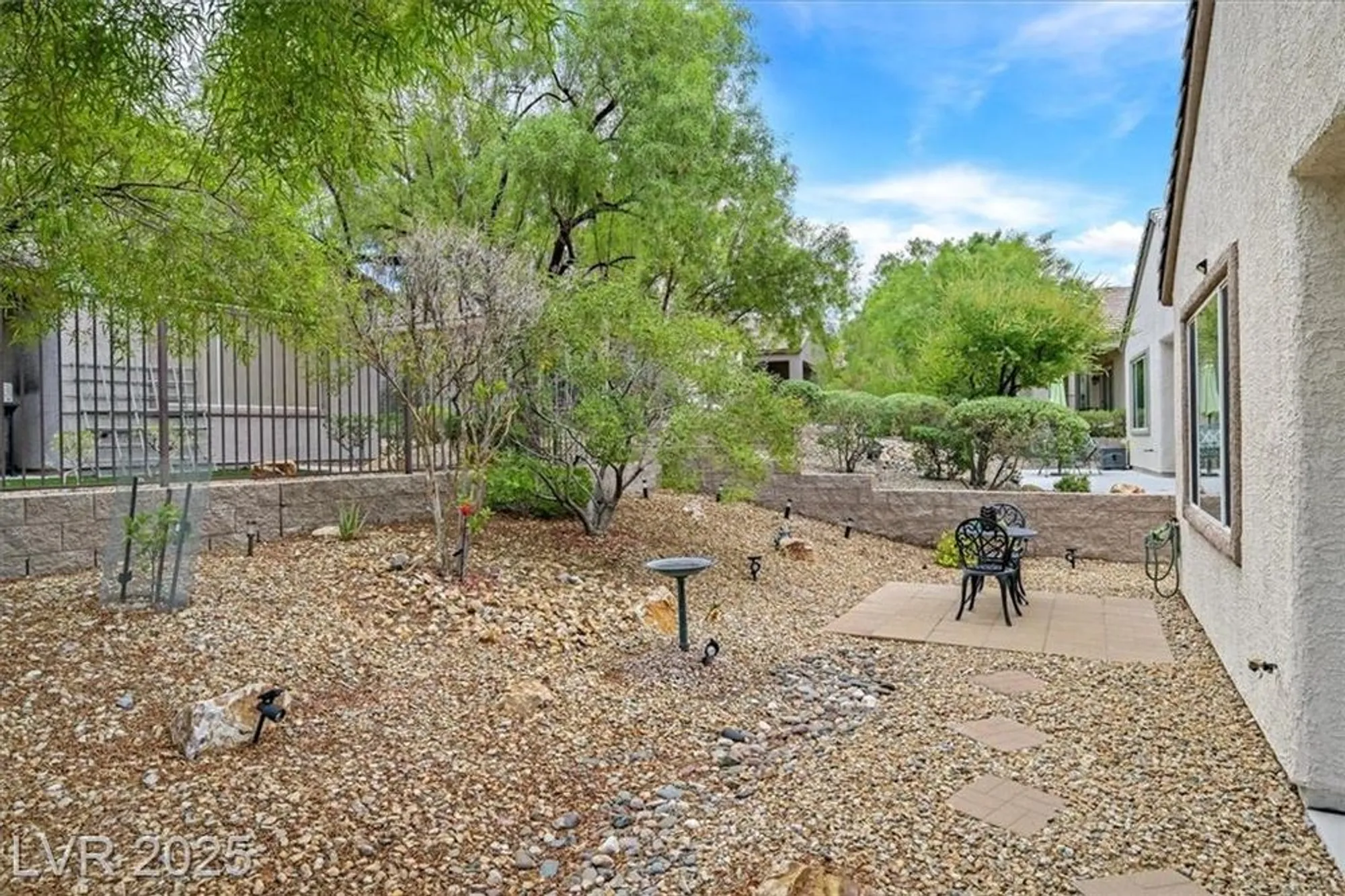 Property Slideshow image 27 of 35 | 2526 crater rock st, Henderson, NV, 89044