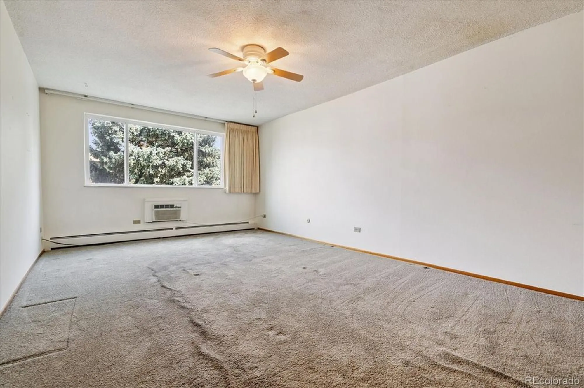 Property Slideshow image 10 of 44 | 610 s clinton st 10b, Denver, CO, 80247