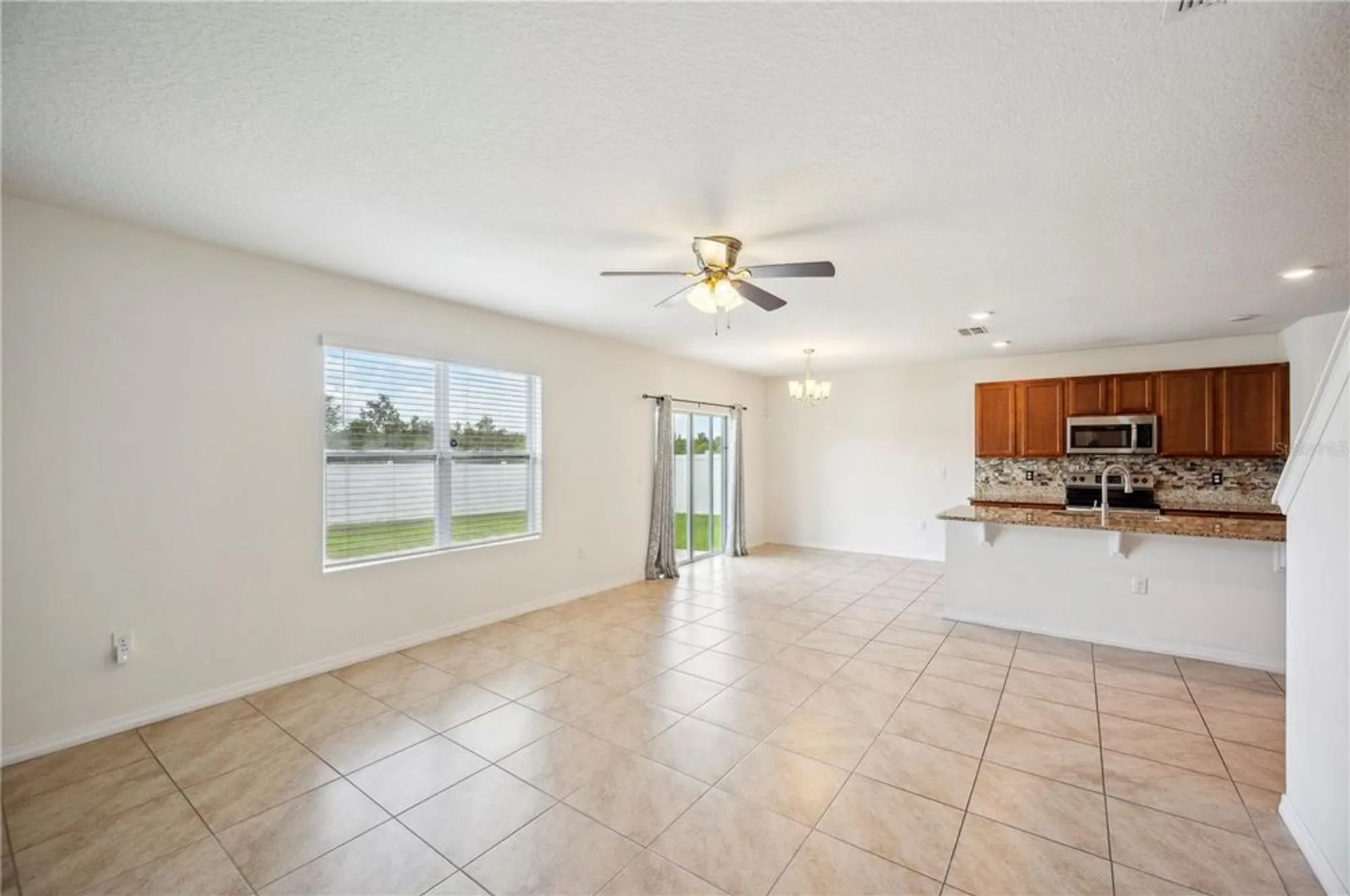 Property Slideshow image 14 of 49 | 2062 blue highlands dr, Lakeland, FL, 33811