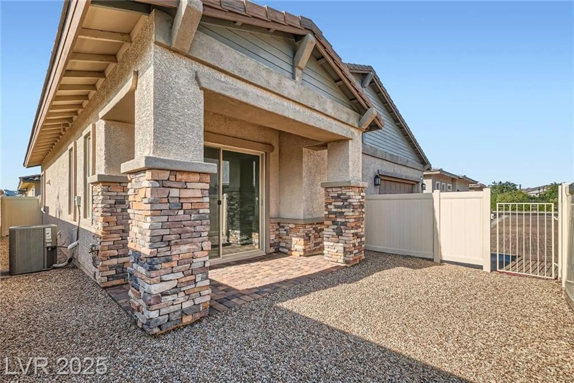 Property Slideshow image 19 of 31 | 208 coltrane canyon ave, Henderson, NV, 89011