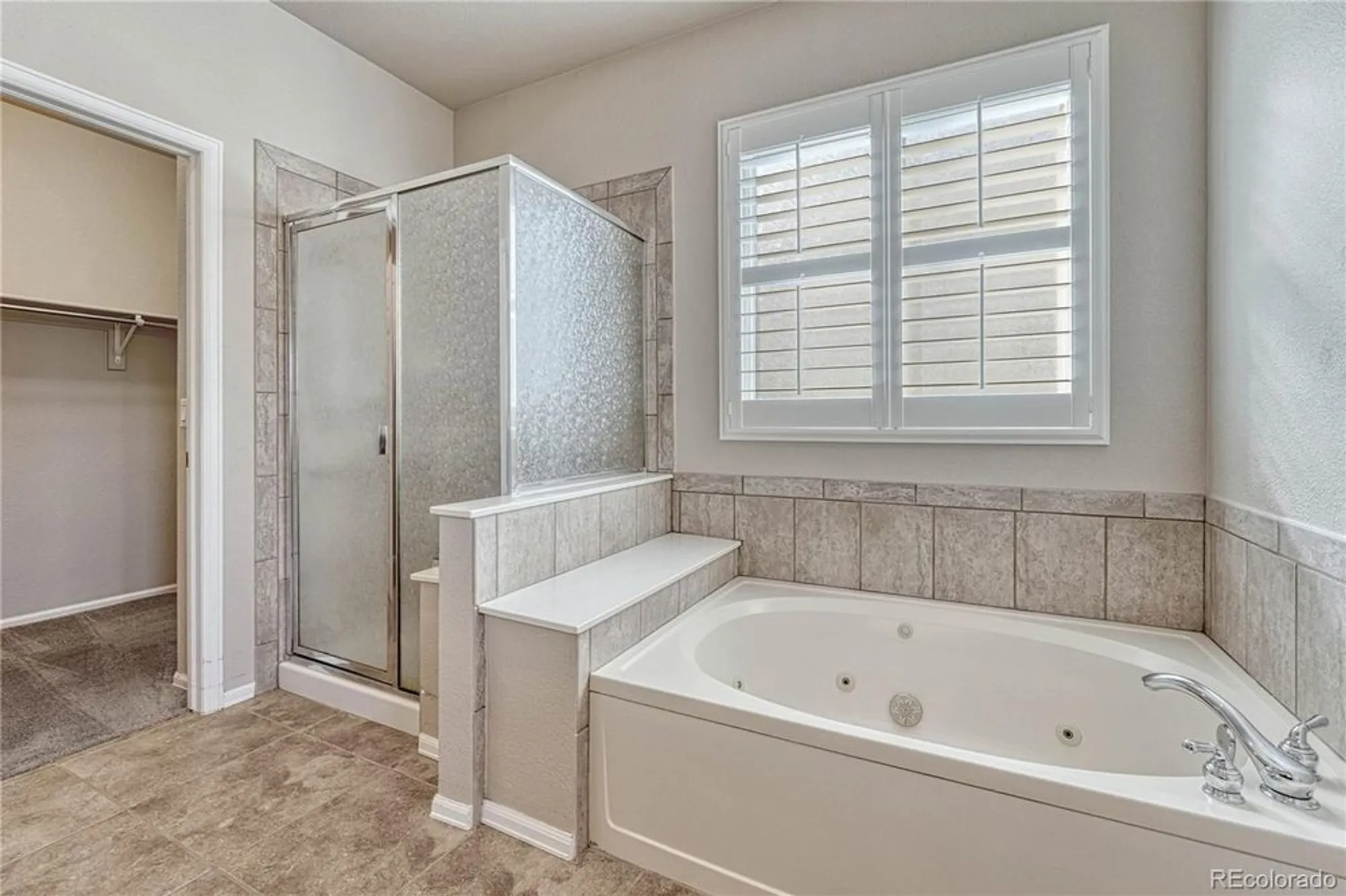 Property Slideshow image 22 of 46 | 8107 s catawba ct, Aurora, CO, 80016
