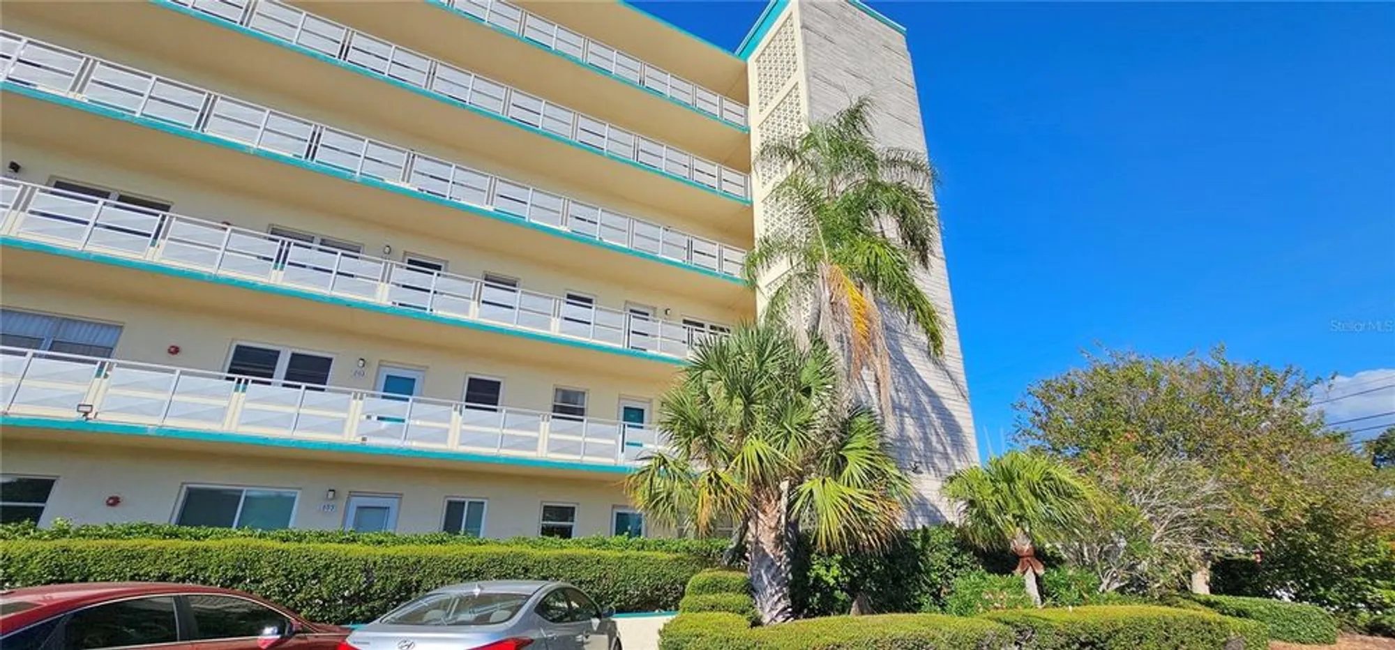 Property Slideshow image 1 of 43 | 2960 59th st 202, Gulfport, FL, 33707