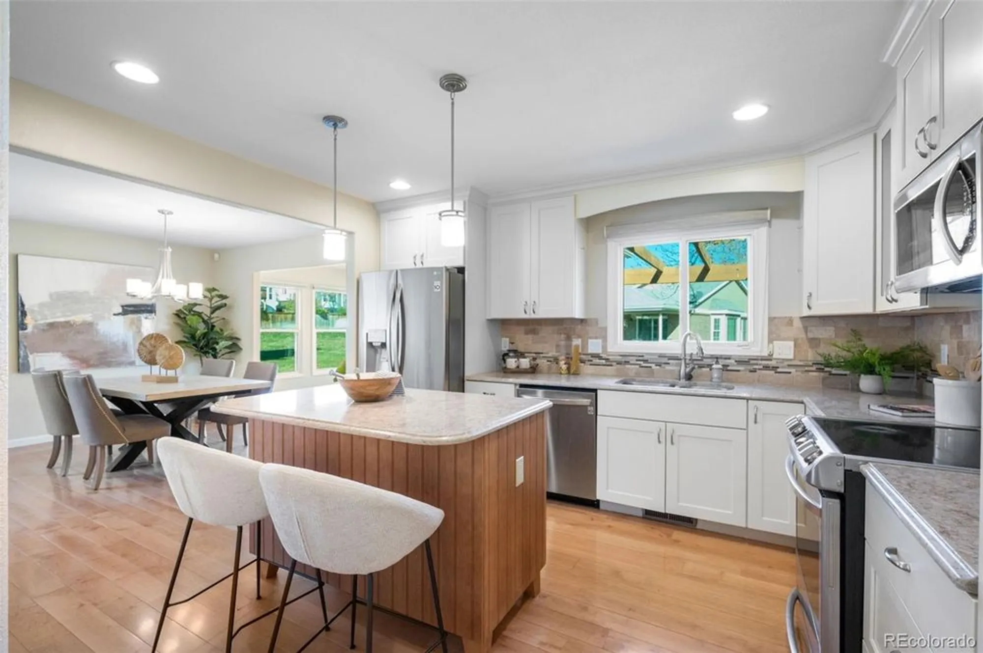 Property Slideshow image 17 of 47 | 4871 greenwich dr, Highlands Ranch, CO, 80130