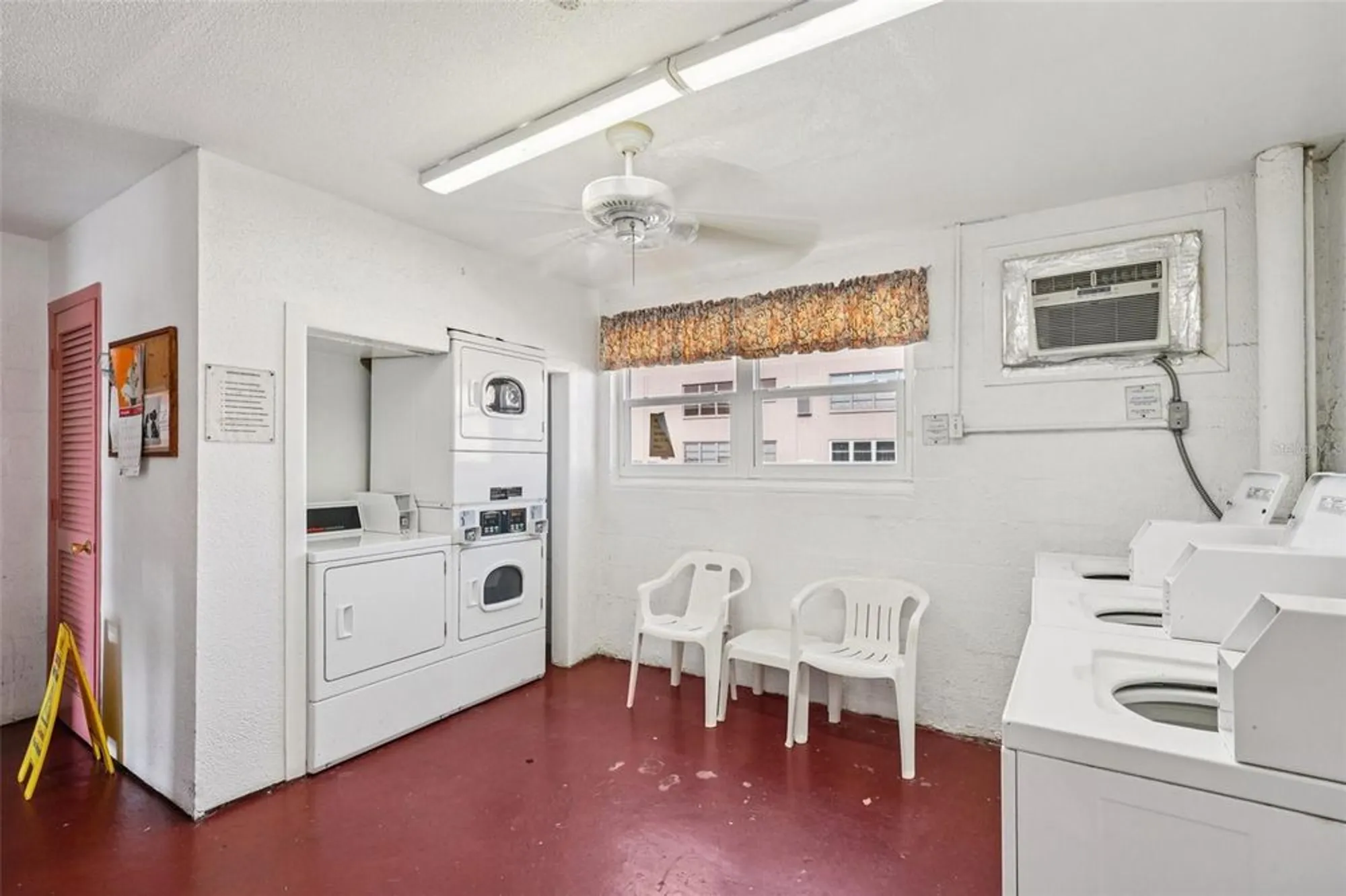 Property Slideshow image 42 of 76 | 5501 80th st n unit 505, Saint Petersburg, FL, 33709