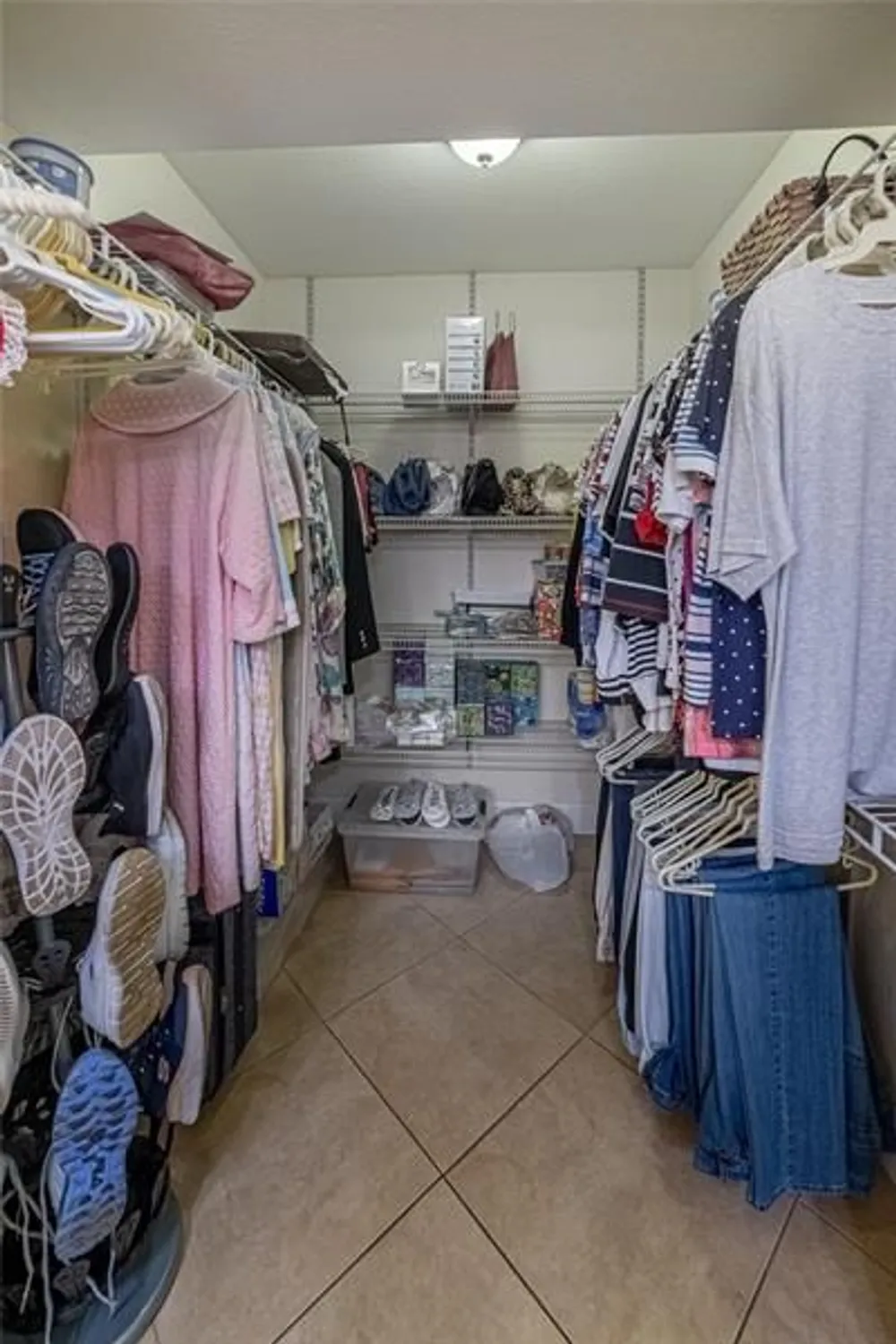 Property Slideshow image 22 of 50 | 7312 fairfax dr 102, Tamarac, FL, 33321