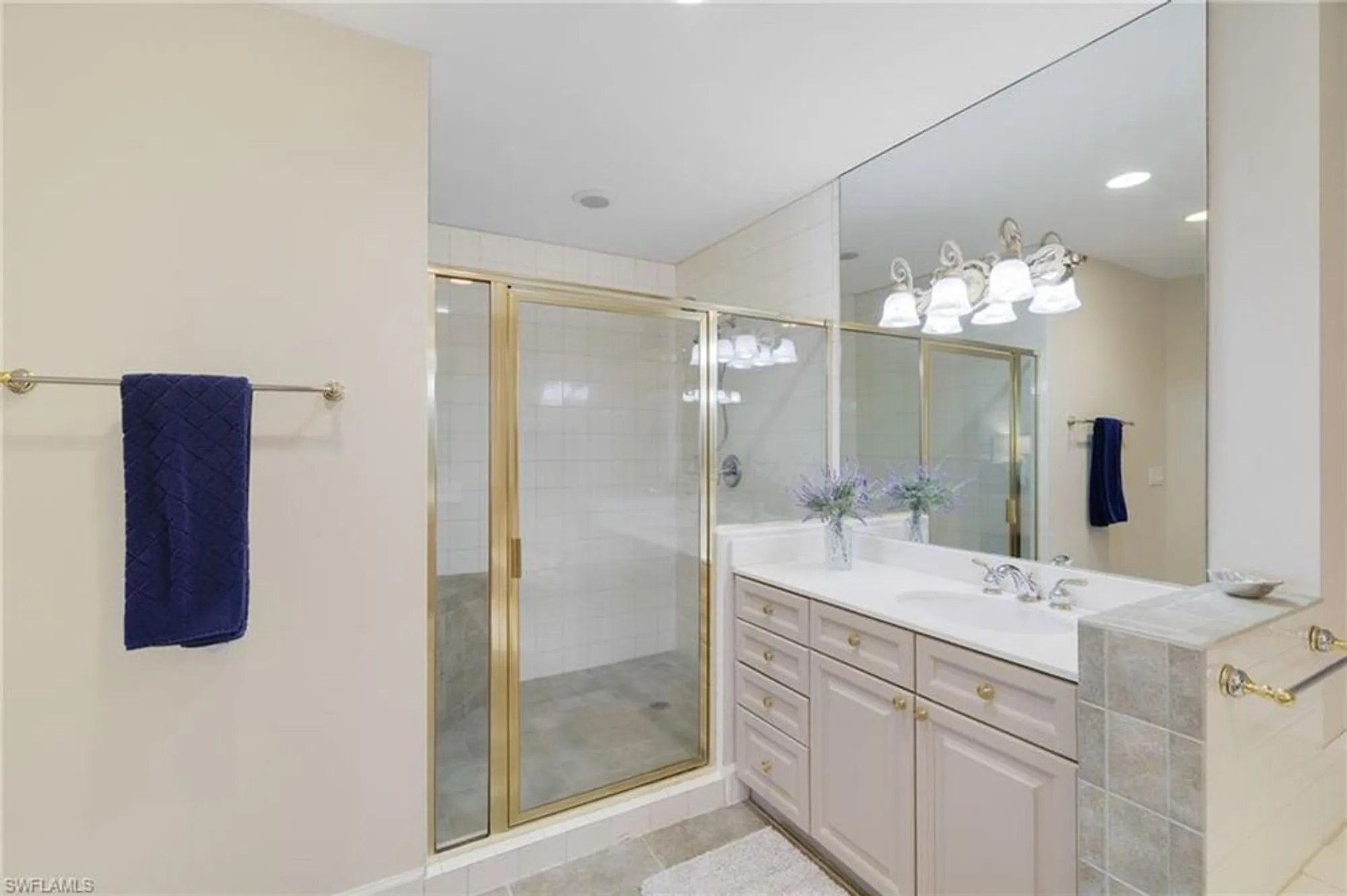 Property Slideshow image 19 of 38 | 11620 court of palms apt 303, Fort Myers, FL, 33908