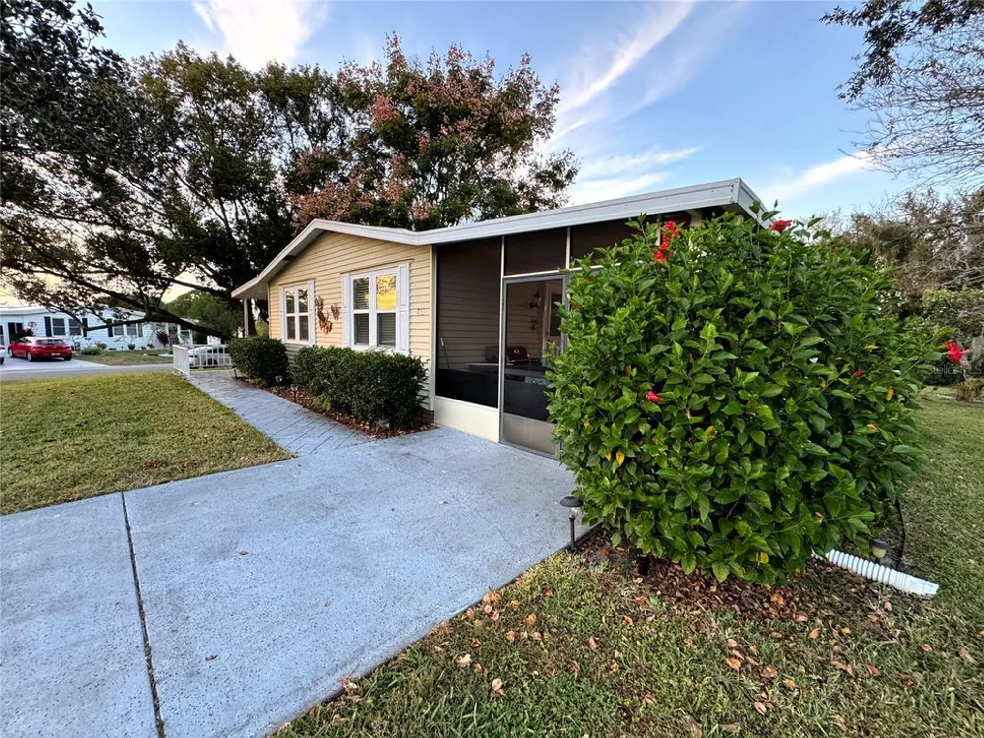 Property Slideshow image 43 of 49 | 813 saint andrews blvd, Lady Lake, FL, 32159