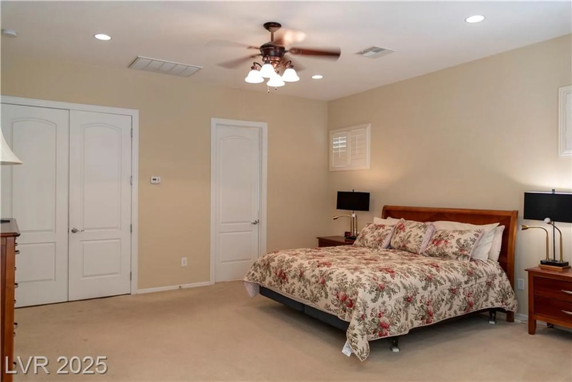 Property Slideshow image 18 of 35 | 2304 janesville ln, Henderson, NV, 89044