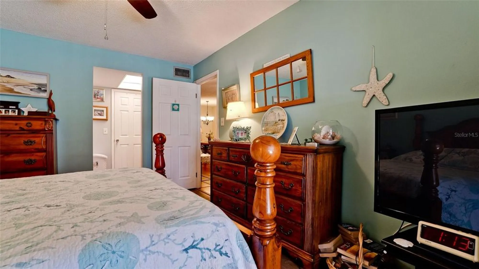 Property Slideshow image 25 of 58 | 4133 heron way e202, Bradenton, FL, 34205