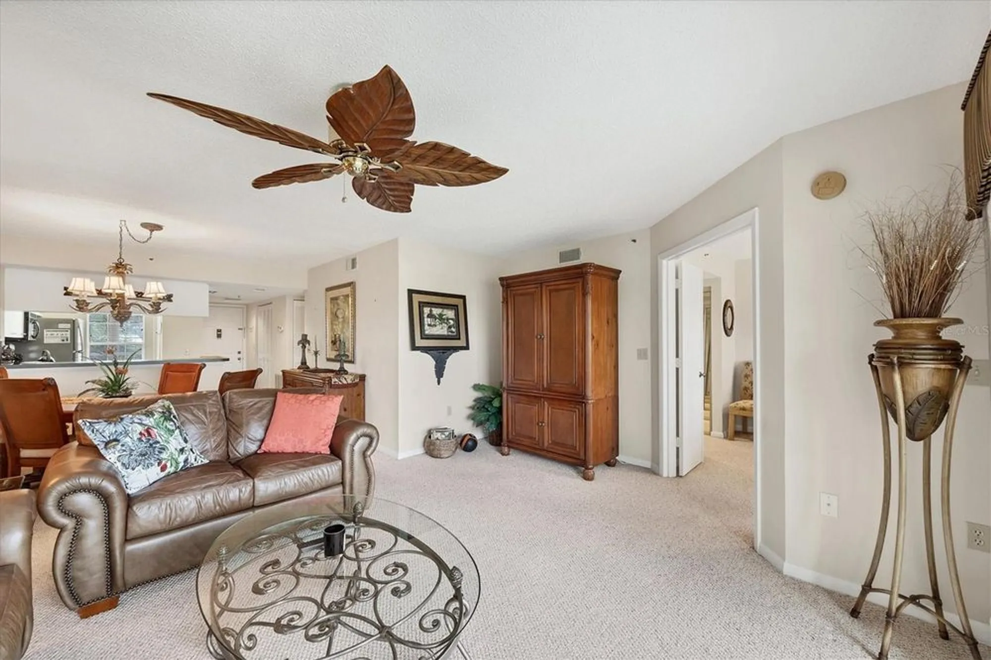 Property Slideshow image 12 of 56 | 823 wexford blvd # 823, Venice, FL, 34293