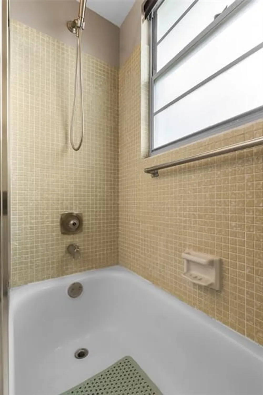 Property Slideshow image 14 of 49 | 4160 cambridge g # 4160, Deerfield Beach, FL, 33442