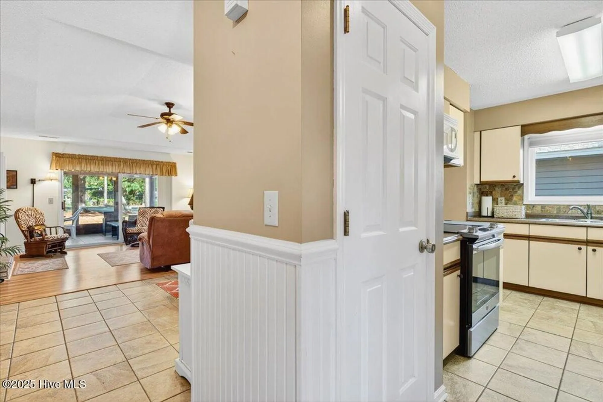 Property Slideshow image 5 of 52 | 520 fairway dr, Sunset Beach, NC, 28468
