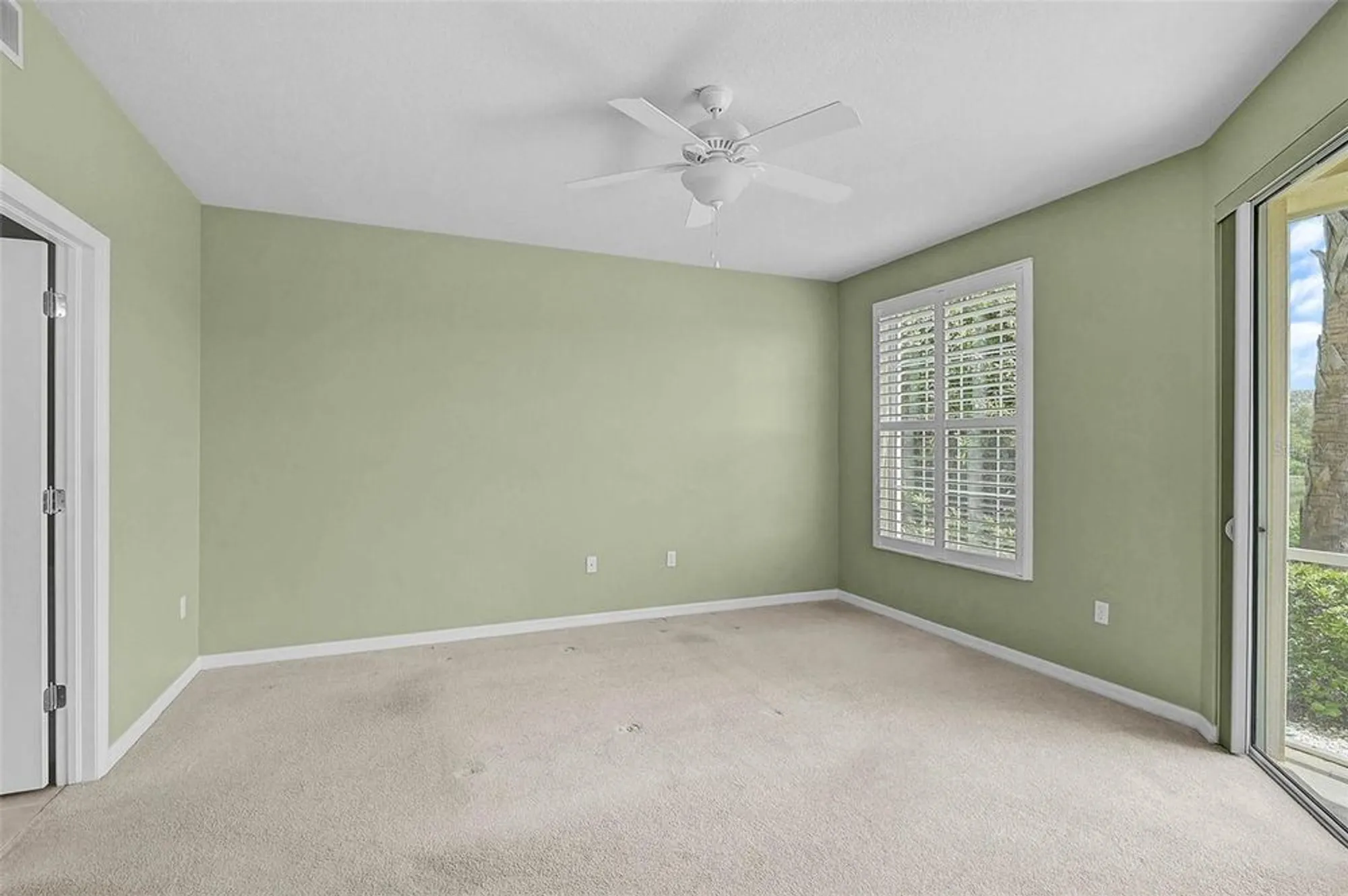 Property Slideshow image 14 of 38 | 1257 burgos dr 302, Sarasota, FL, 34238