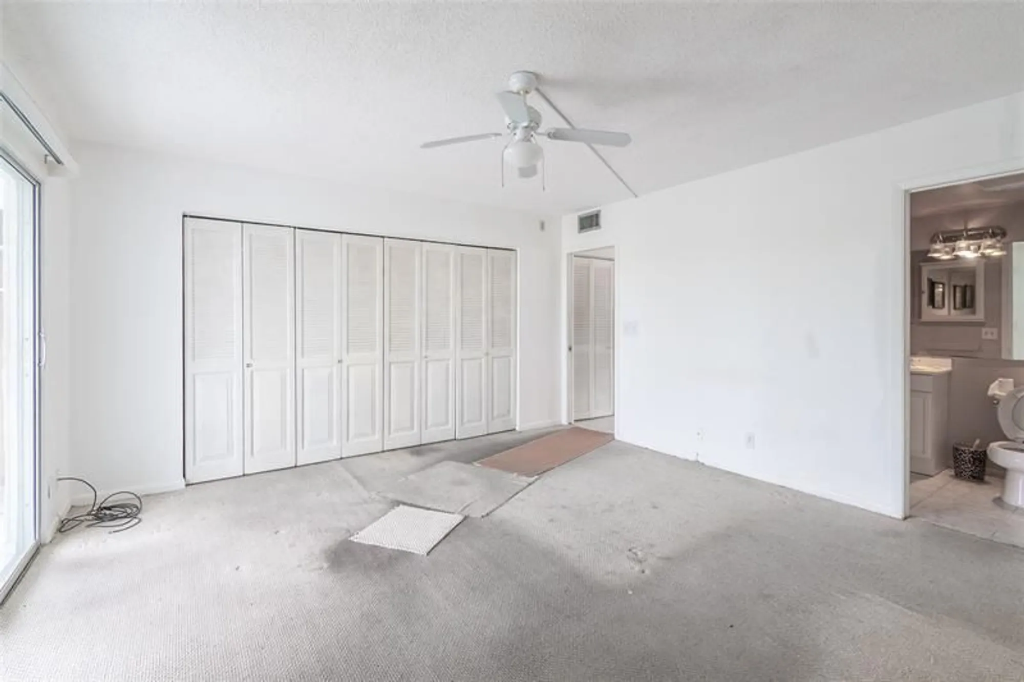 Property Slideshow image 13 of 18 | 4035 cambridge b # 4035, Deerfield Beach, FL, 33442