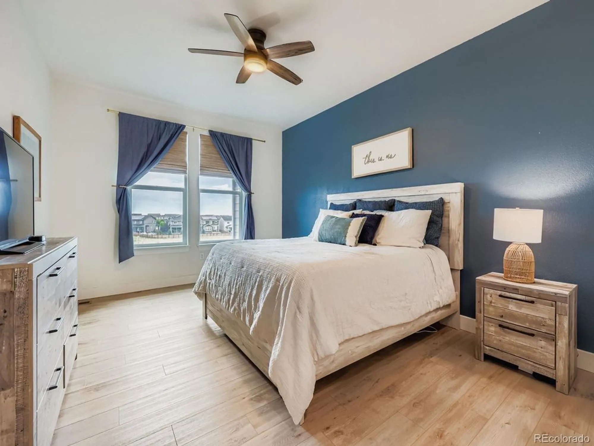 Property Slideshow image 13 of 31 | 4059 happy hollow dr, Castle Rock, CO, 80104