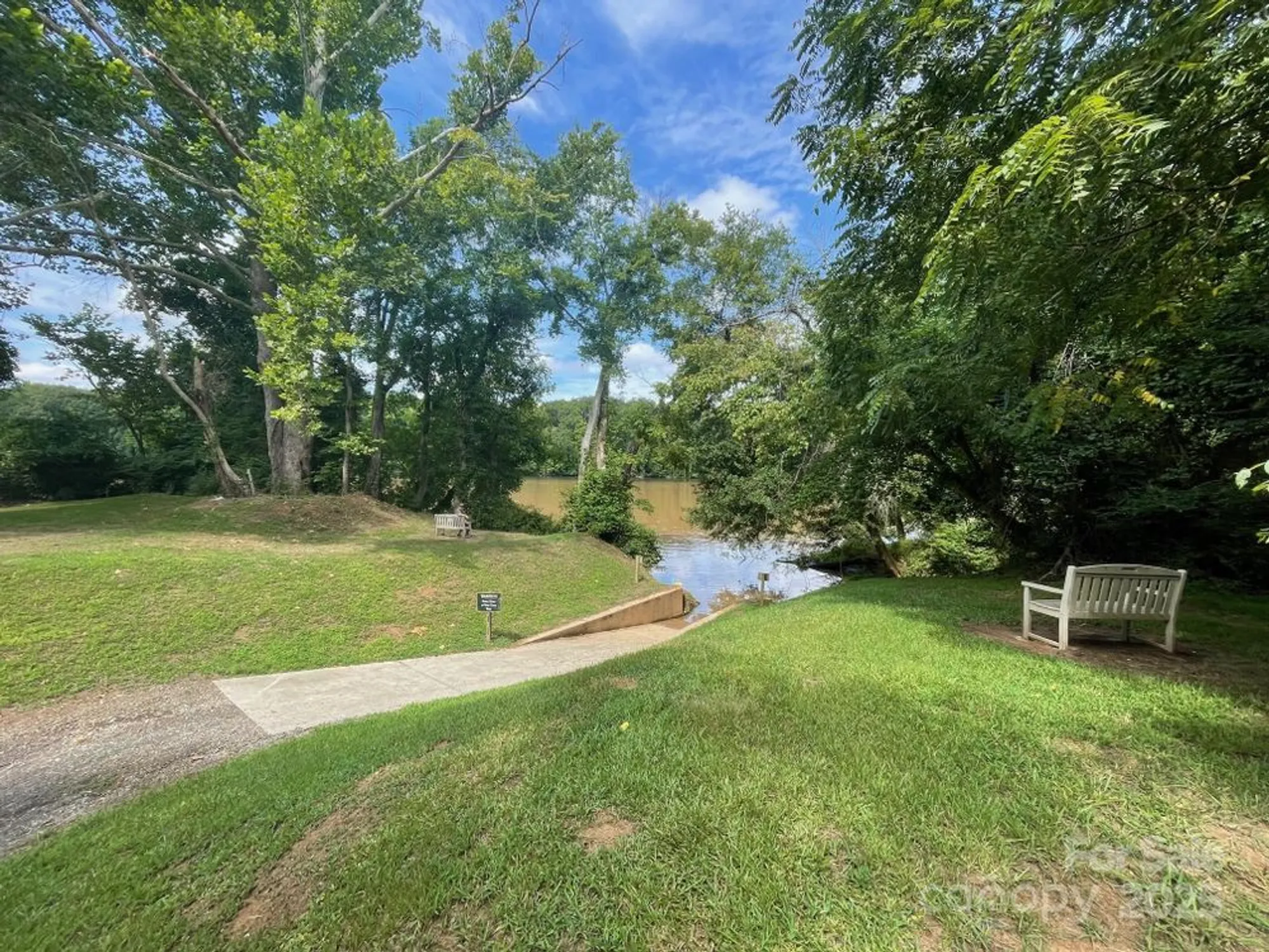 Property Slideshow image 34 of 36 | 20135 dovekie ln, Fort Mill, SC, 29707