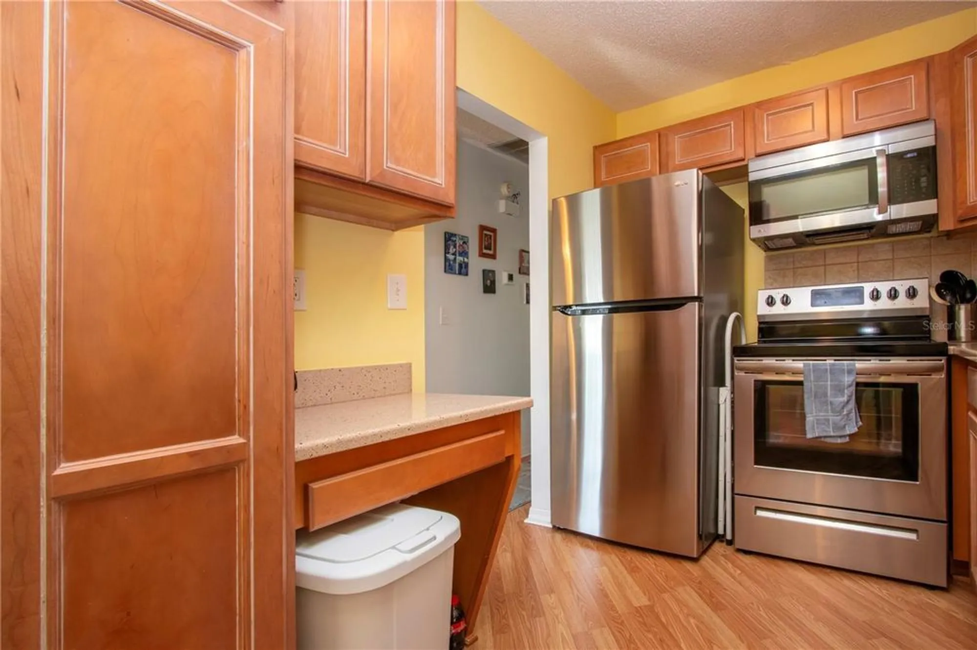 Property Slideshow image 19 of 49 | 1804 foxhunt dr b, Sun City Center, FL, 33573