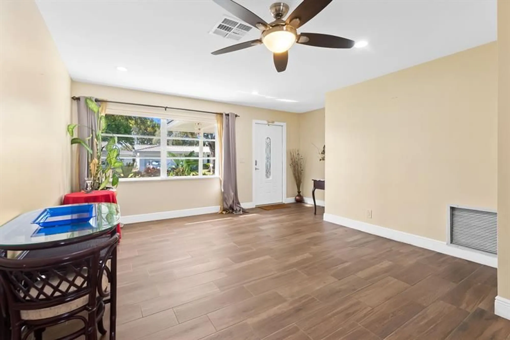Property Slideshow image 6 of 34 | 8851 nw 15th st, Plantation, FL, 33322
