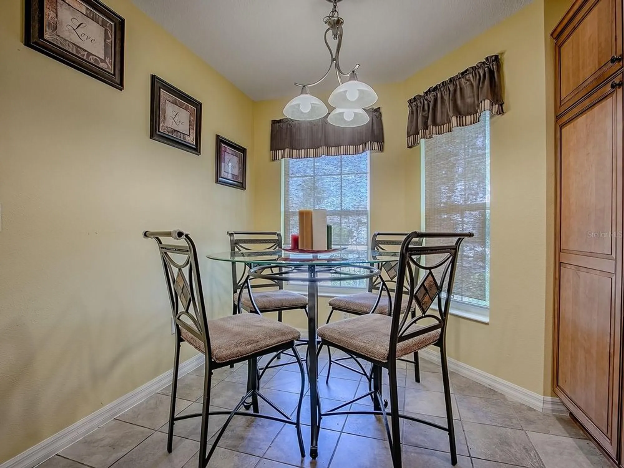 Property Slideshow image 10 of 43 | 1675 westminster ct, The Villages, FL, 32162