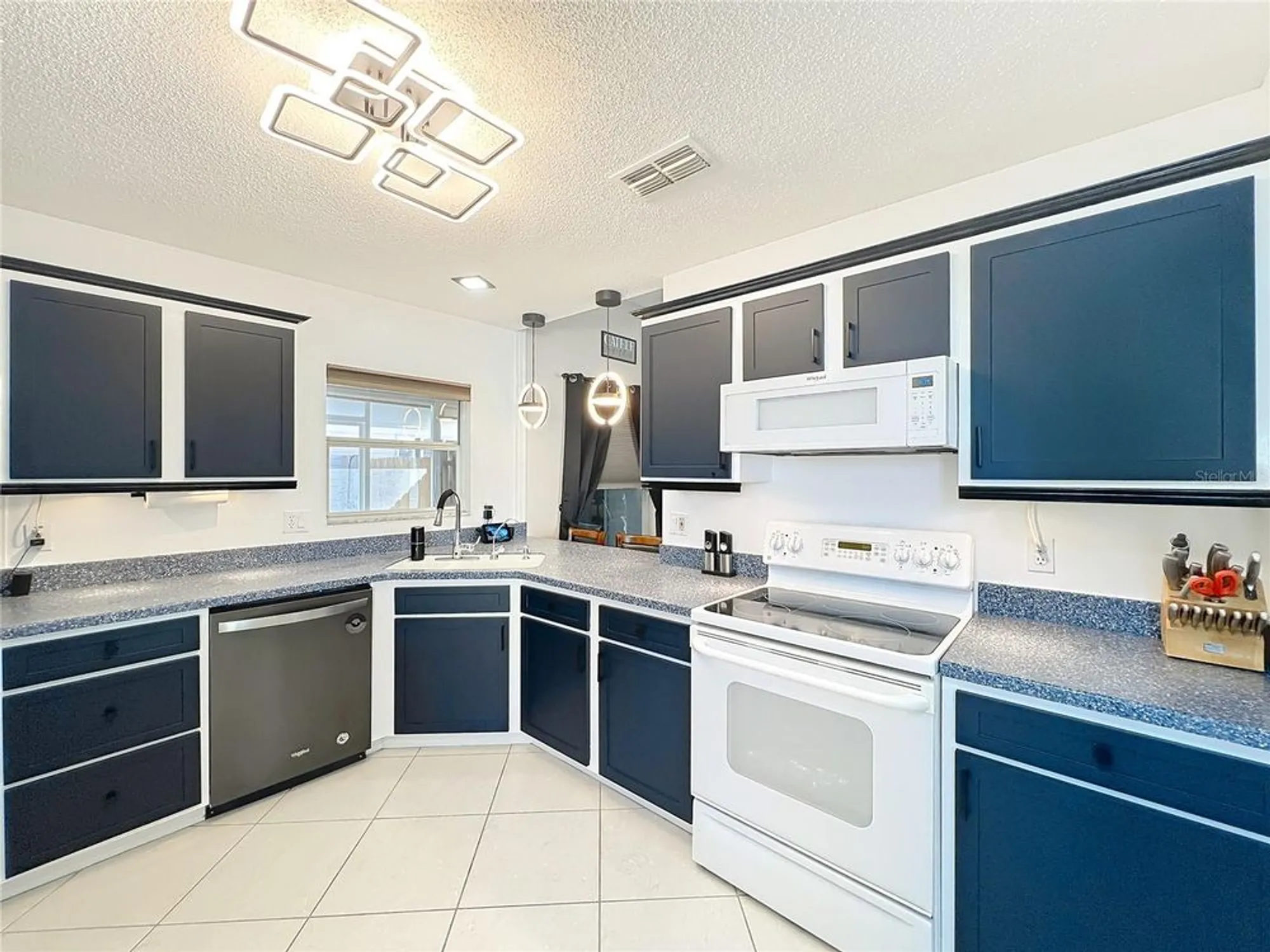 Property Slideshow image 7 of 39 | 4913 heron run cir, Leesburg, FL, 34748