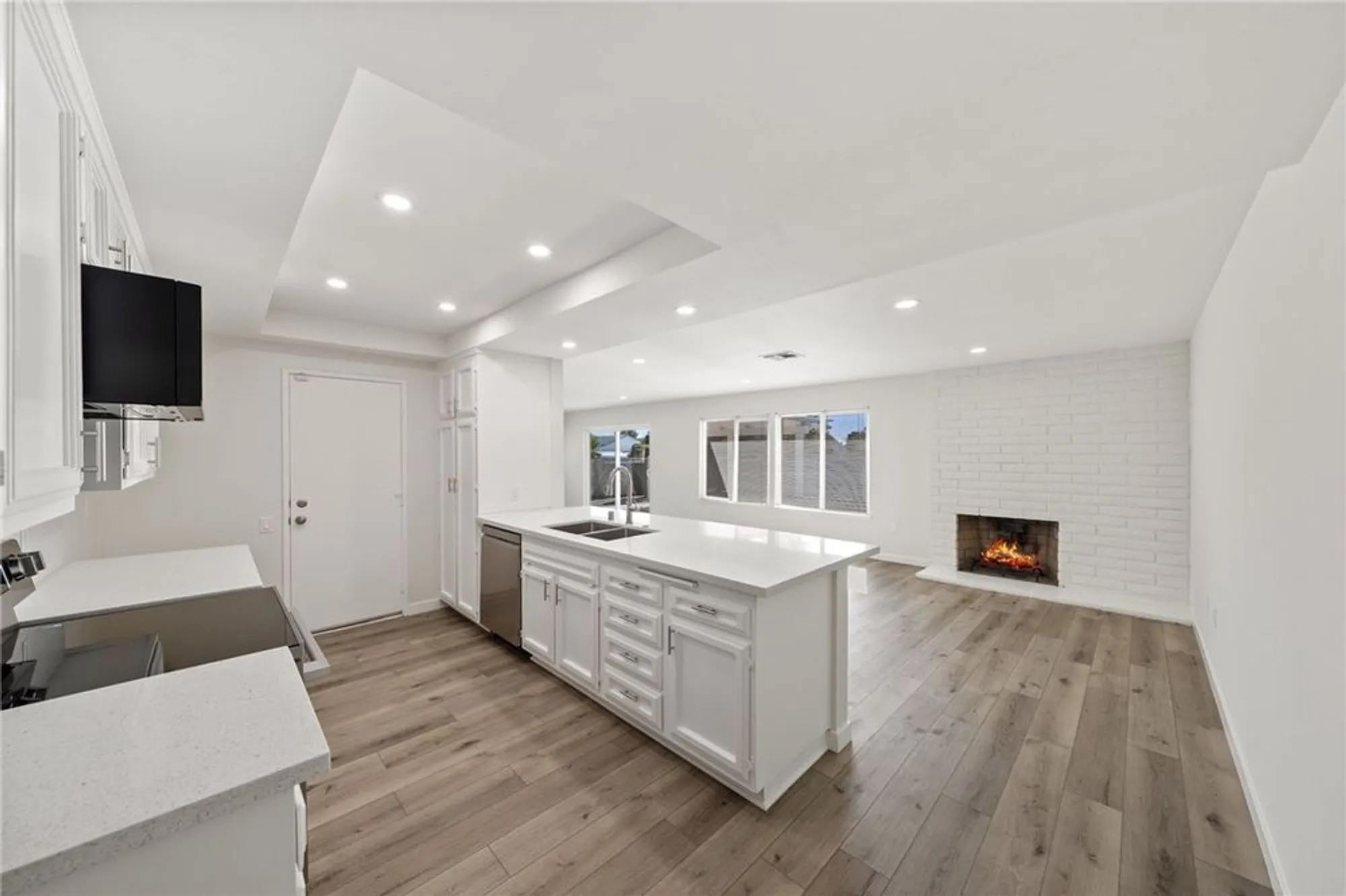 Property Slideshow image 6 of 34 | 26051 brandywine dr, Menifee, CA, 92586