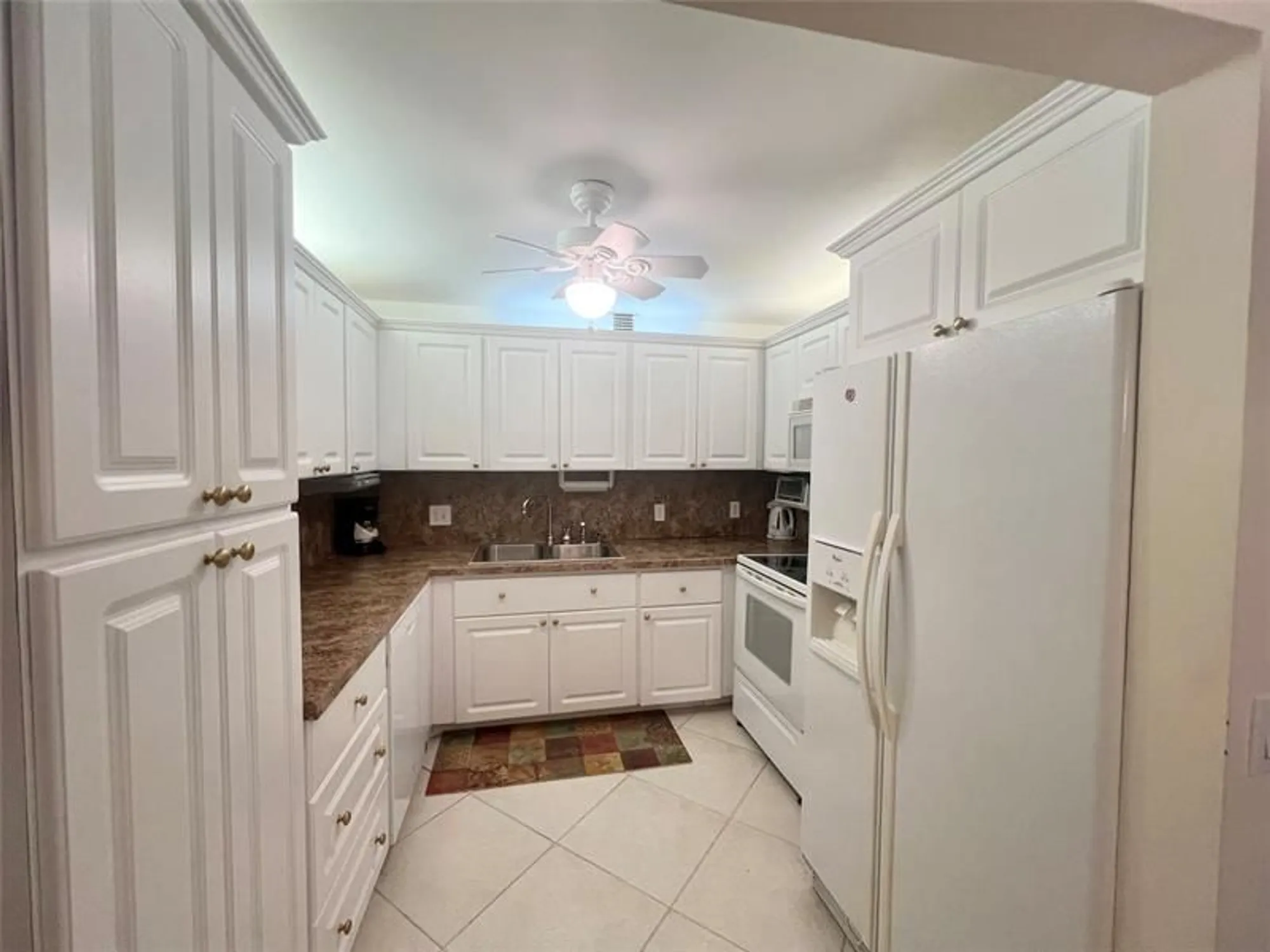 Property Slideshow image 4 of 48 | 49 ashby a # 49, Deerfield Beach, FL, 33442