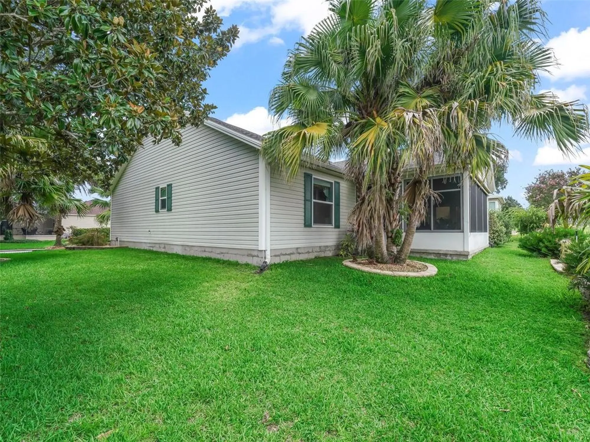 Property Slideshow image 35 of 41 | 17608 se 92nd grantham ter, The Villages, FL, 32162