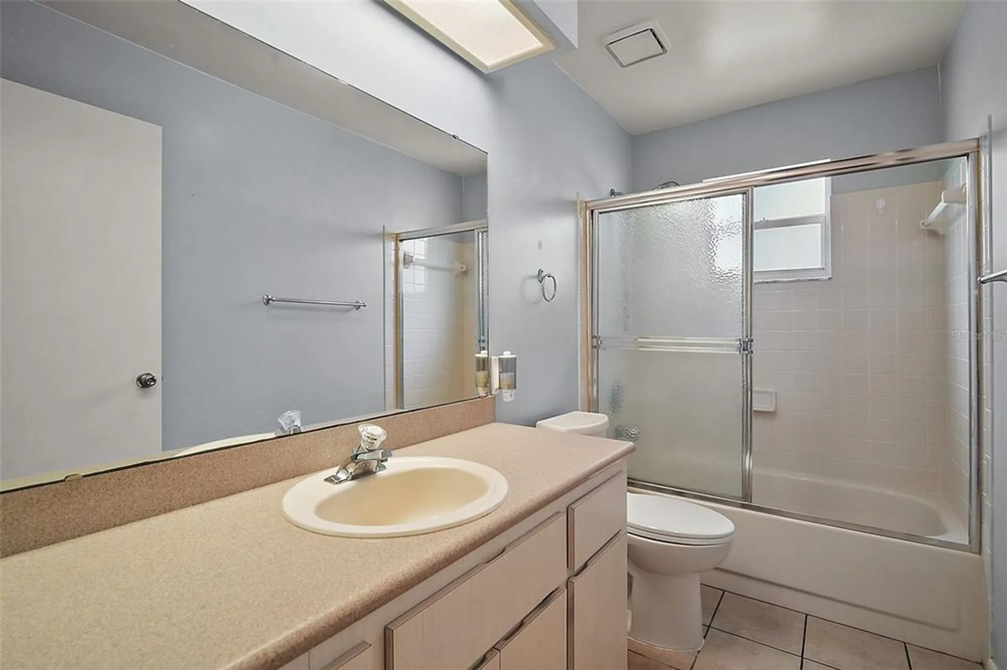 Property Slideshow image 26 of 41 | 5618 rosewall cir, Leesburg, FL, 34748