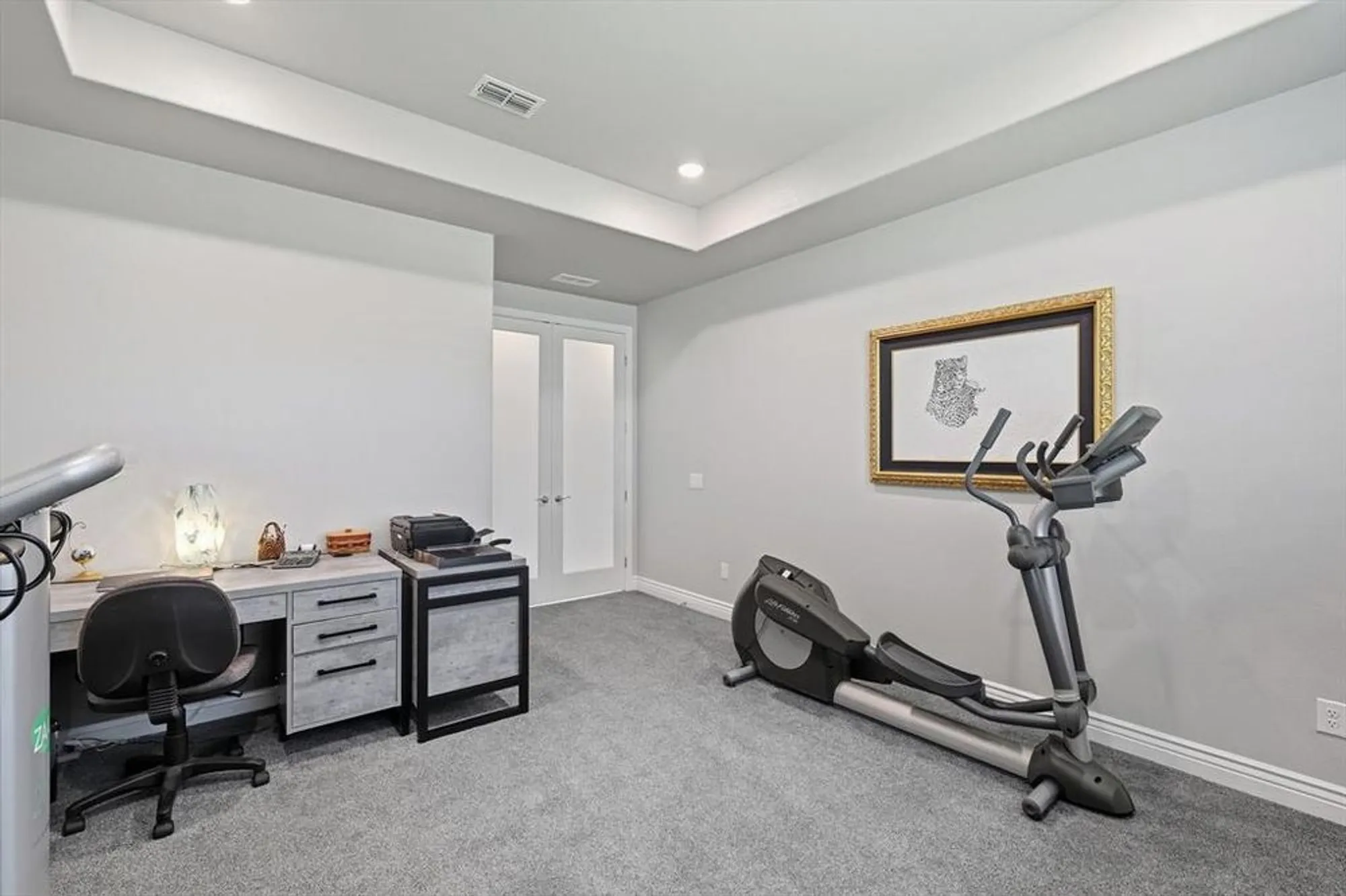 Property Slideshow image 26 of 35 | 10008 baywood ct, Denton, TX, 76207