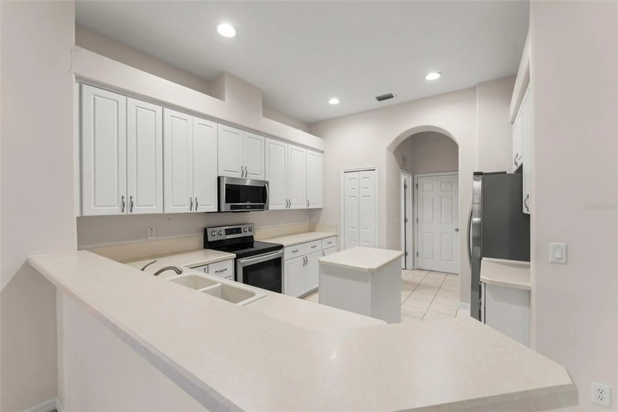 Property Slideshow image 20 of 48 | 20806 queen alexandra dr, Leesburg, FL, 34748