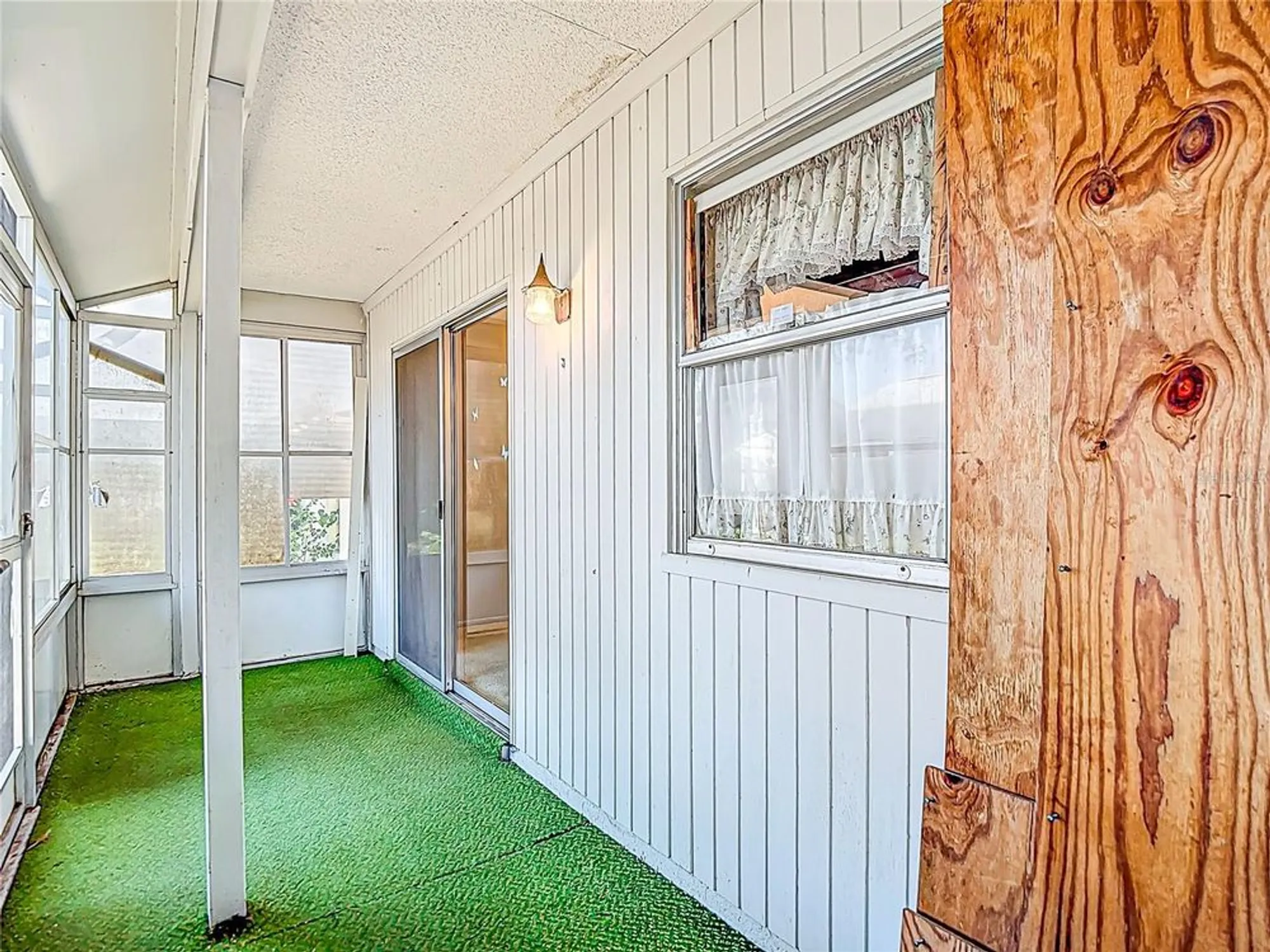 Property Slideshow image 40 of 51 | 10819 los santos dr, Port Richey, FL, 34668