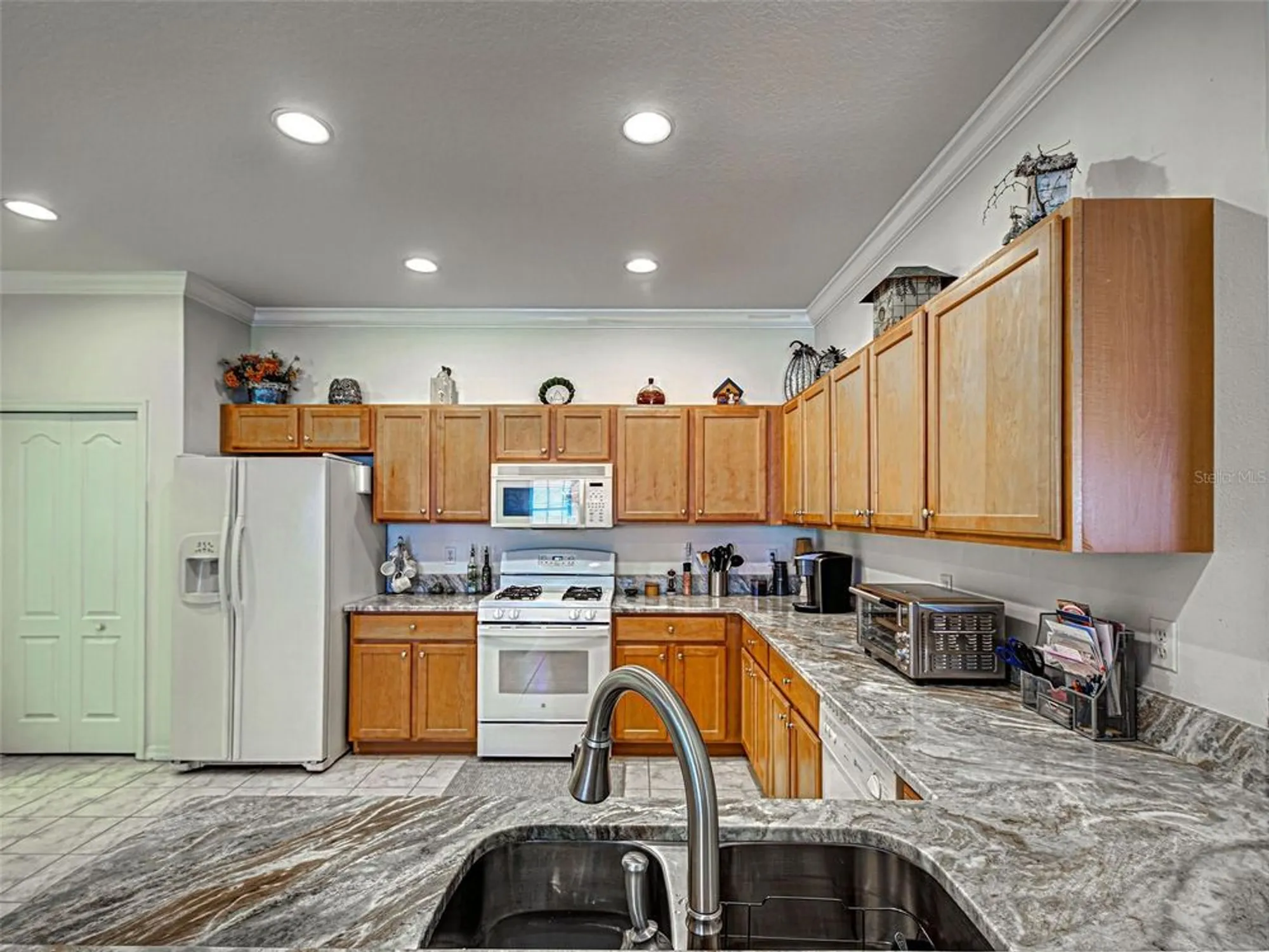 Property Slideshow image 35 of 63 | 4911 whispering oaks dr, North Port, FL, 34287