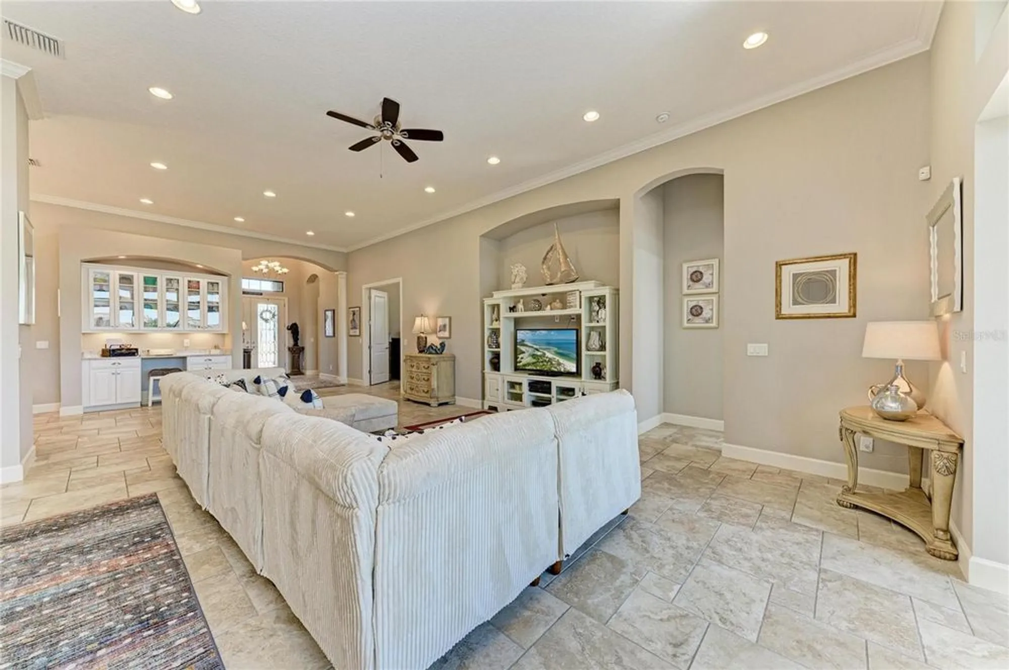 Property Slideshow image 11 of 100 | 13108 treviso dr, Bradenton, FL, 34211