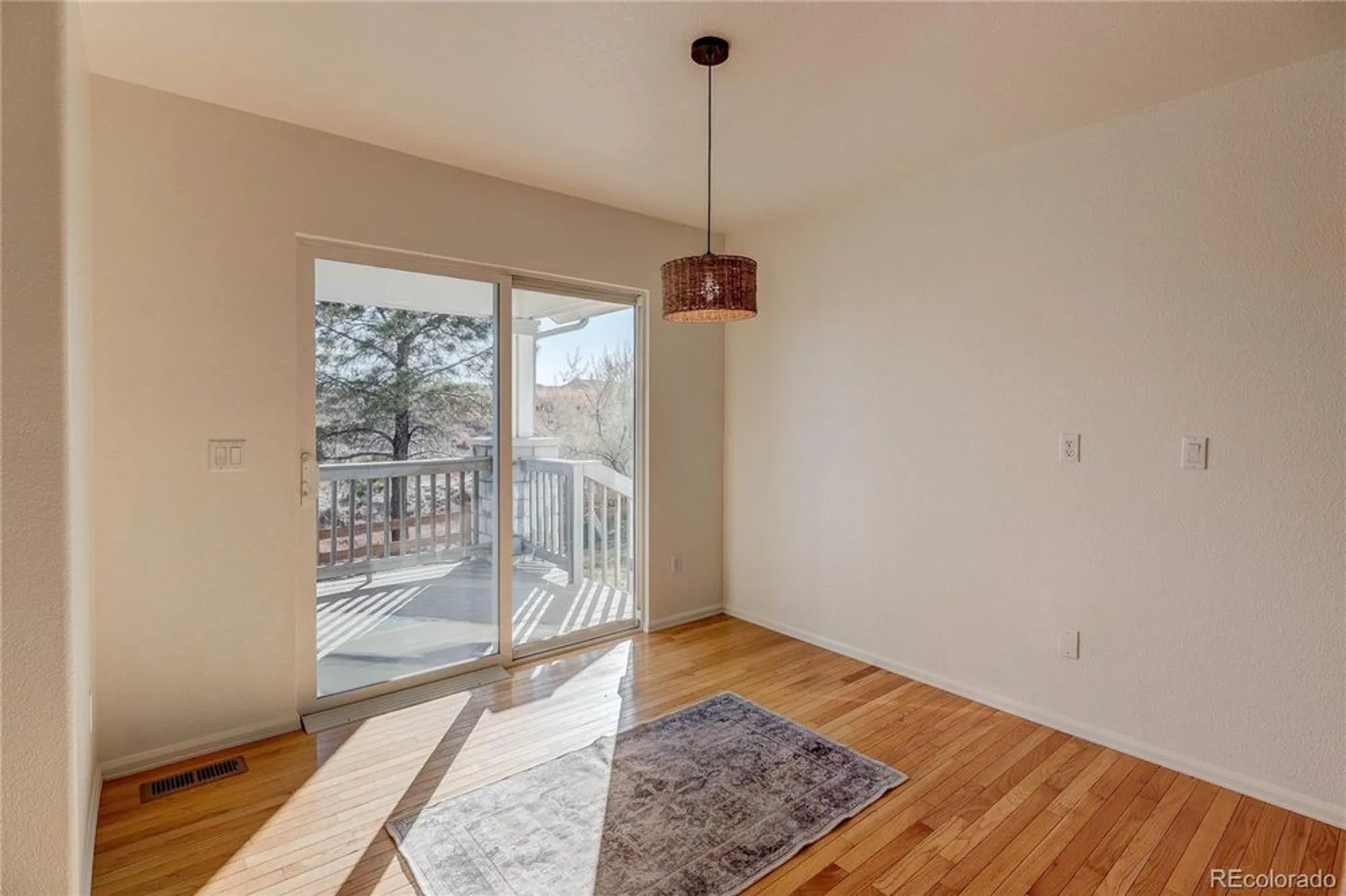 Property Slideshow image 17 of 45 | 22460 e heritage pkwy, Aurora, CO, 80016