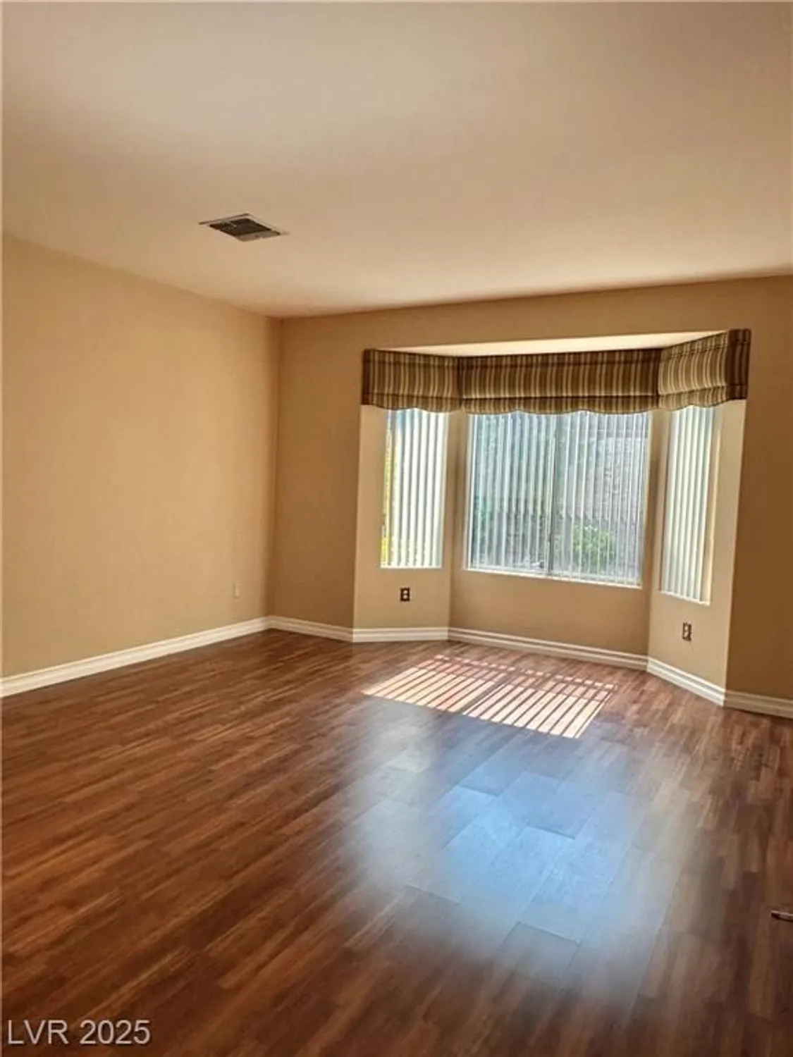 Property Slideshow image 23 of 40 | 2138 grand traverse st, Henderson, NV, 89052