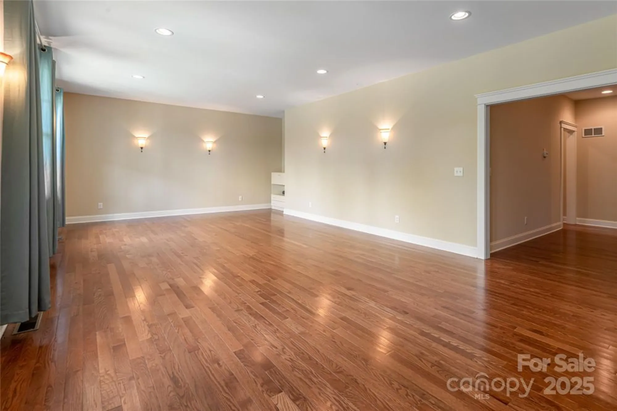 Property Slideshow image 29 of 48 | 91 greenwells glory dr, Biltmore Lake, NC, 28715