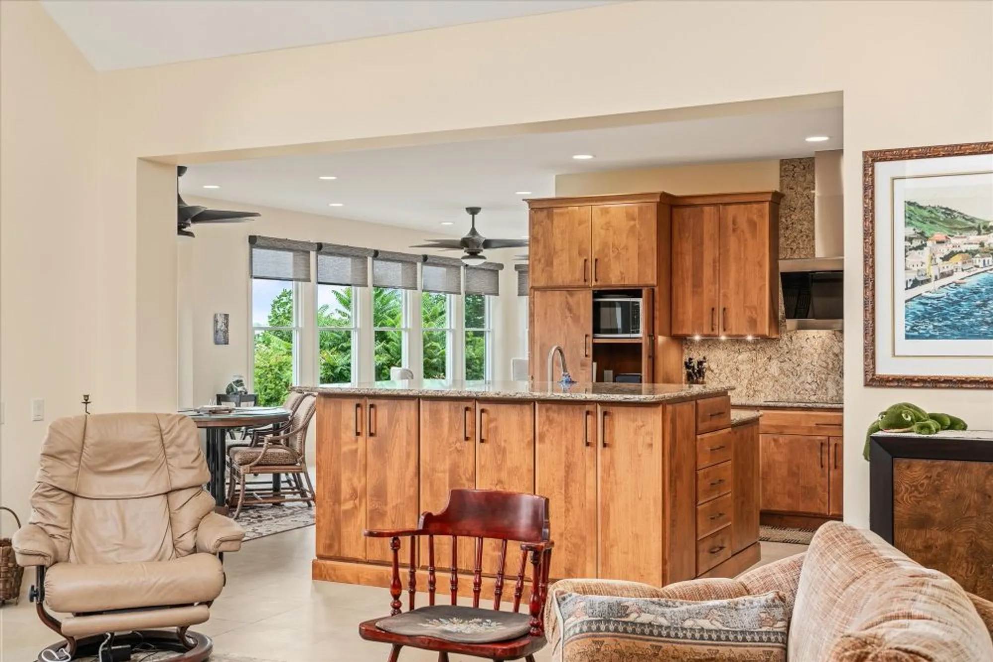 Property Slideshow image 35 of 81 | 61 bluff view ct, Crossville, TN, 38558