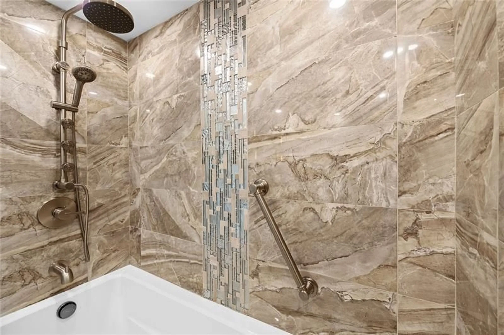 Property Slideshow image 14 of 25 | 2802 victoria way j3, Coconut Creek, FL, 33066