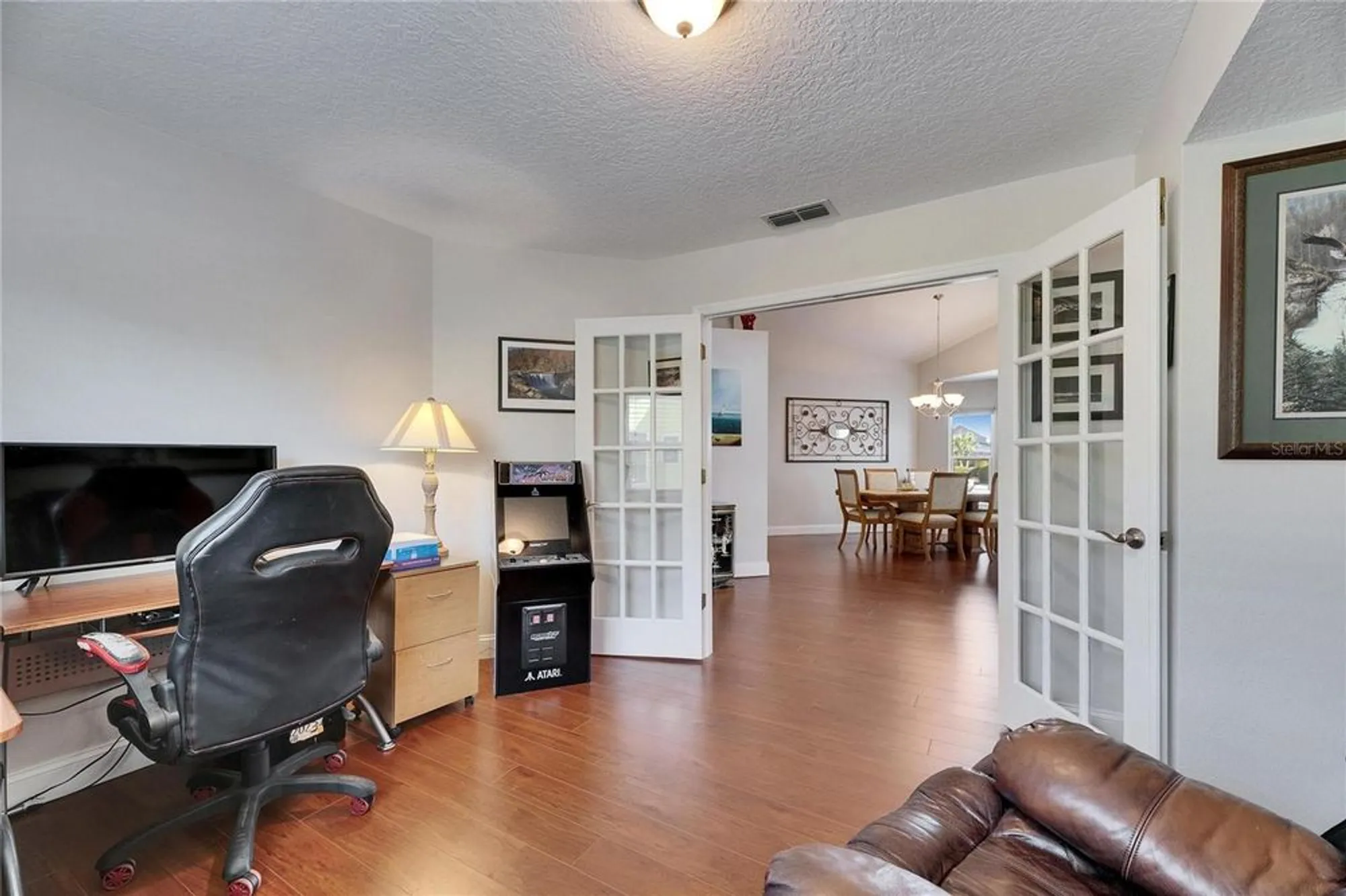Property Slideshow image 11 of 81 | 334 northway dr, Sun City Center, FL, 33573