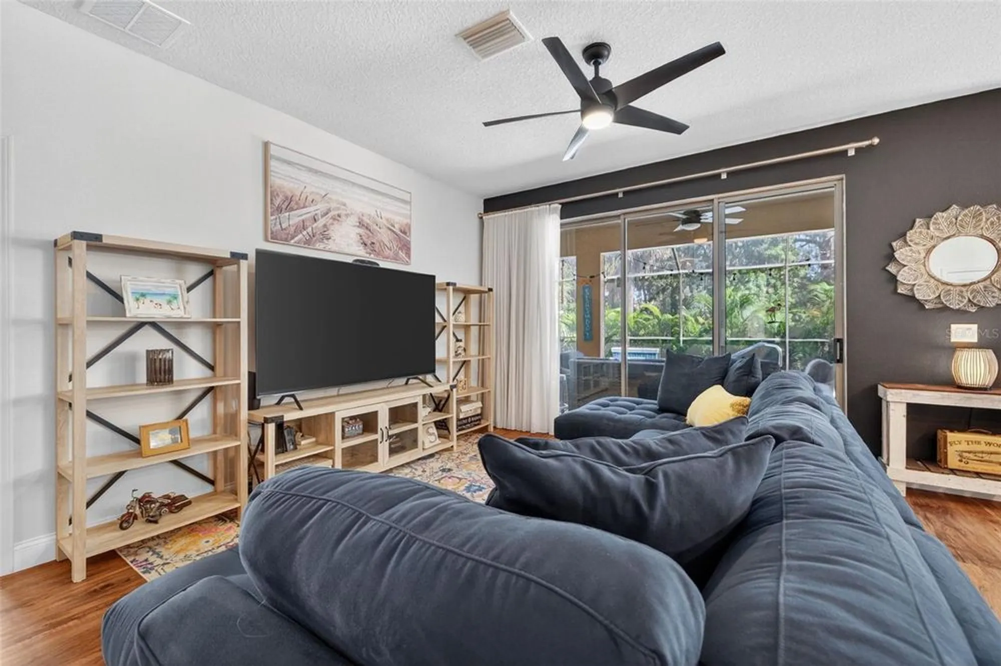 Property Slideshow image 6 of 55 | 359 laurel falls dr, Apollo Beach, FL, 33572