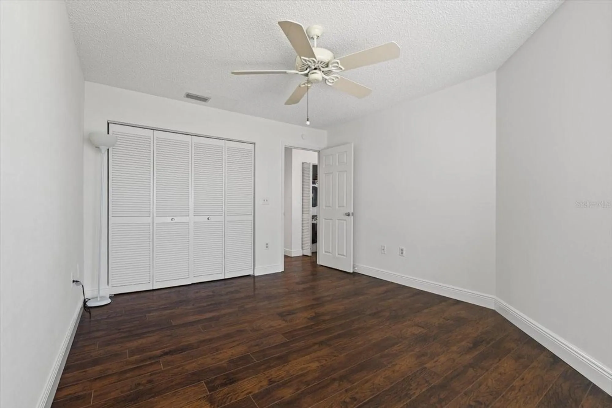 Property Slideshow image 20 of 65 | 970 sandpiper cir # 970, Bradenton, FL, 34209