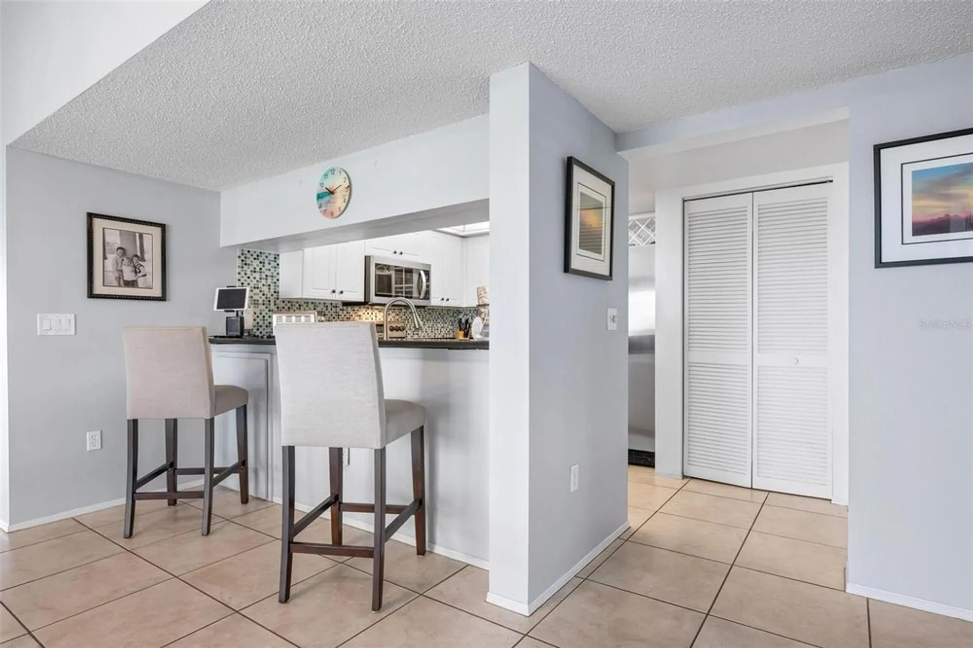 Property Slideshow image 17 of 53 | 1103 edgewater cir # 1103, Bradenton, FL, 34209