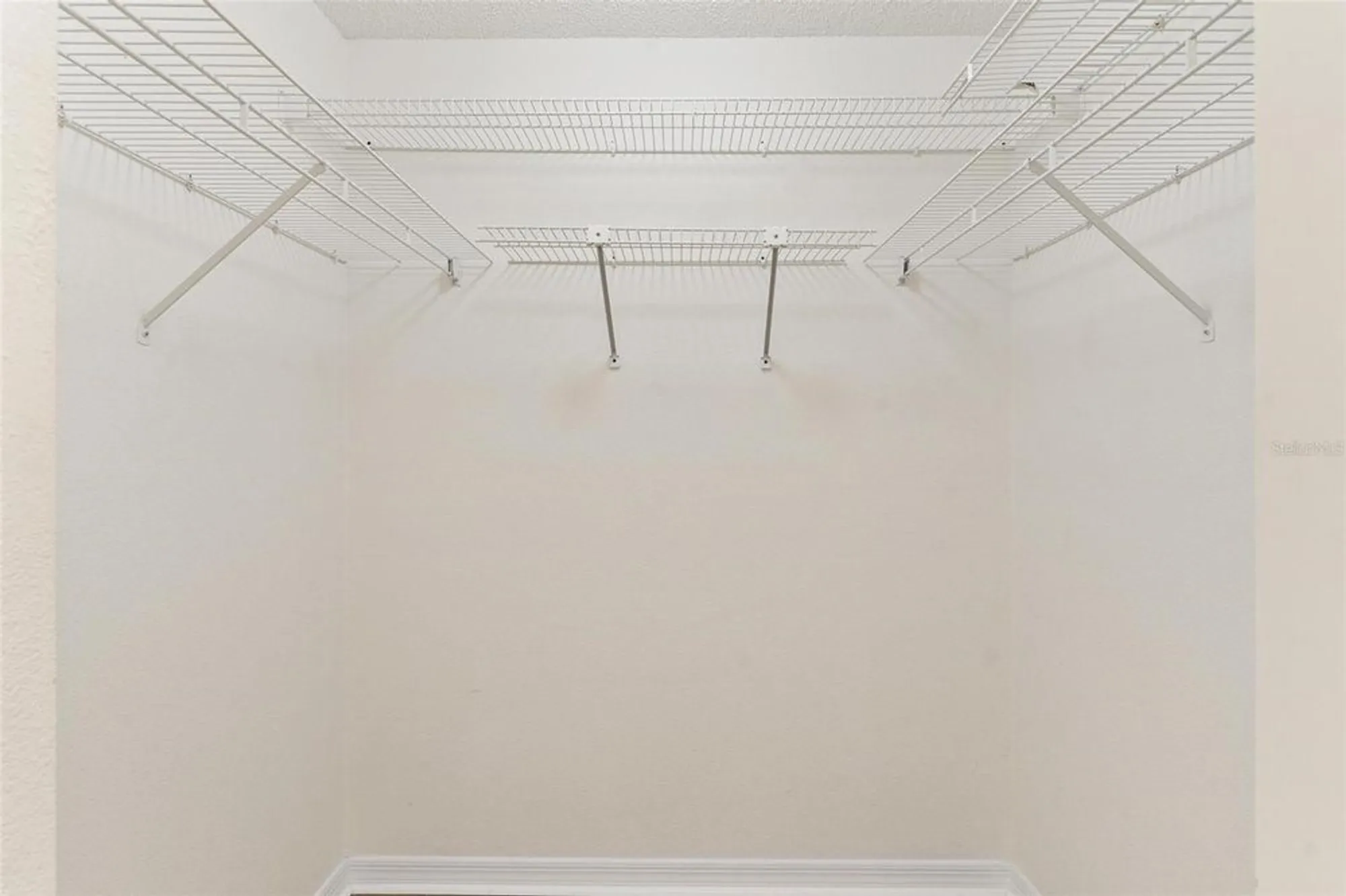 Property Slideshow image 25 of 49 | 26030 newcombe cir, Leesburg, FL, 34748