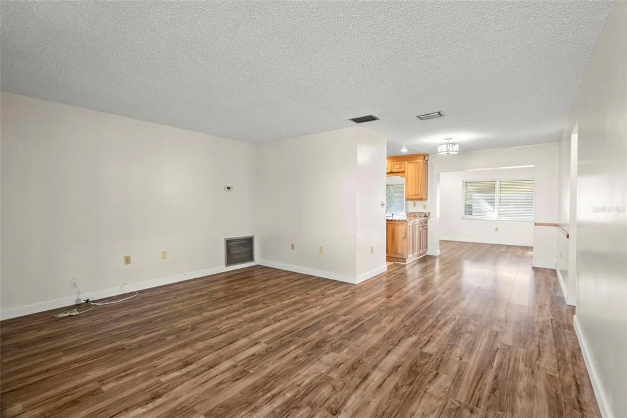 Property Slideshow image 8 of 28 | 9306 42nd st, Pinellas Park, FL, 33782