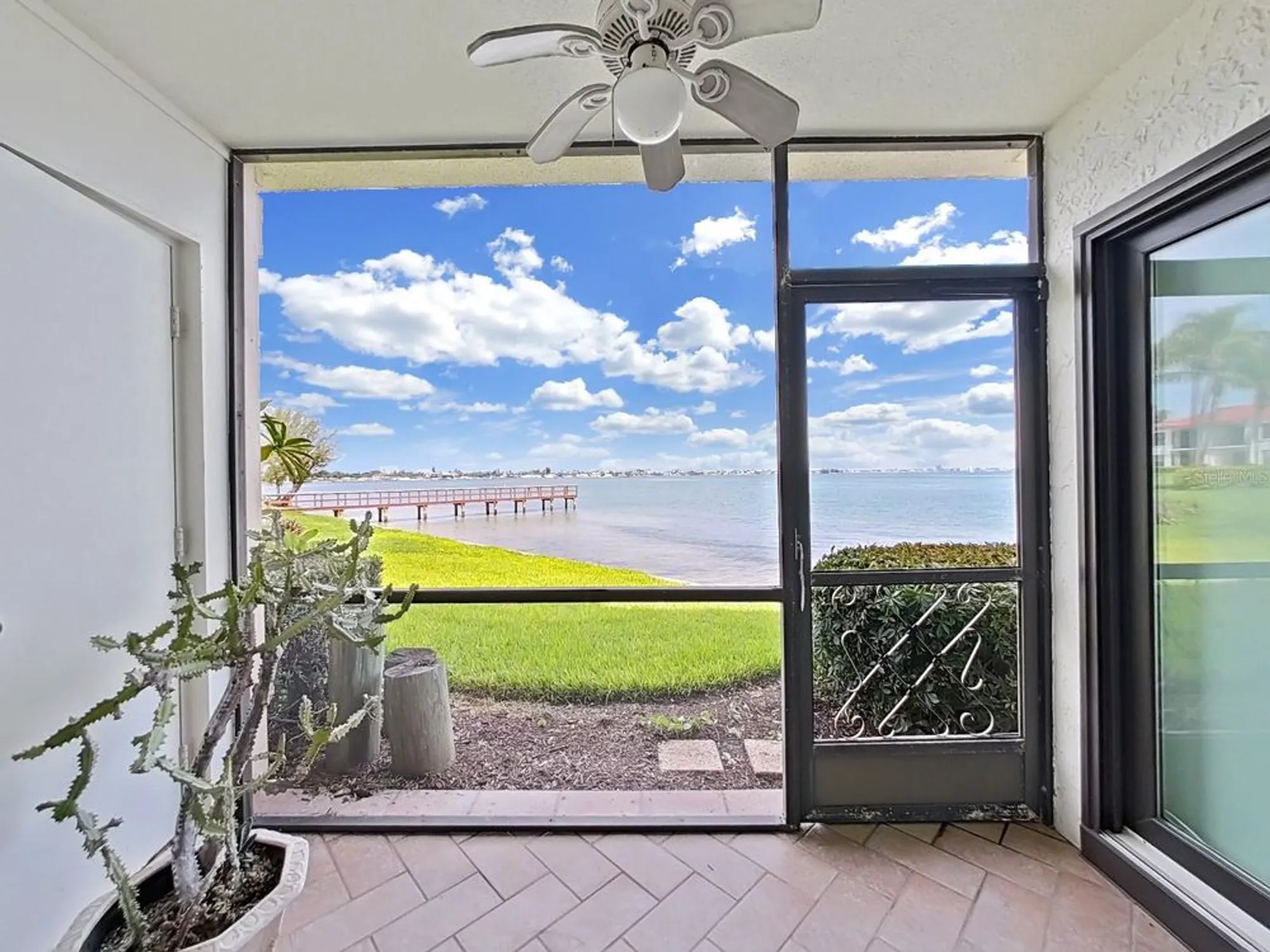 Property Slideshow image 19 of 32 | 6177 sun blvd apt 108, St Petersburg, FL, 33715