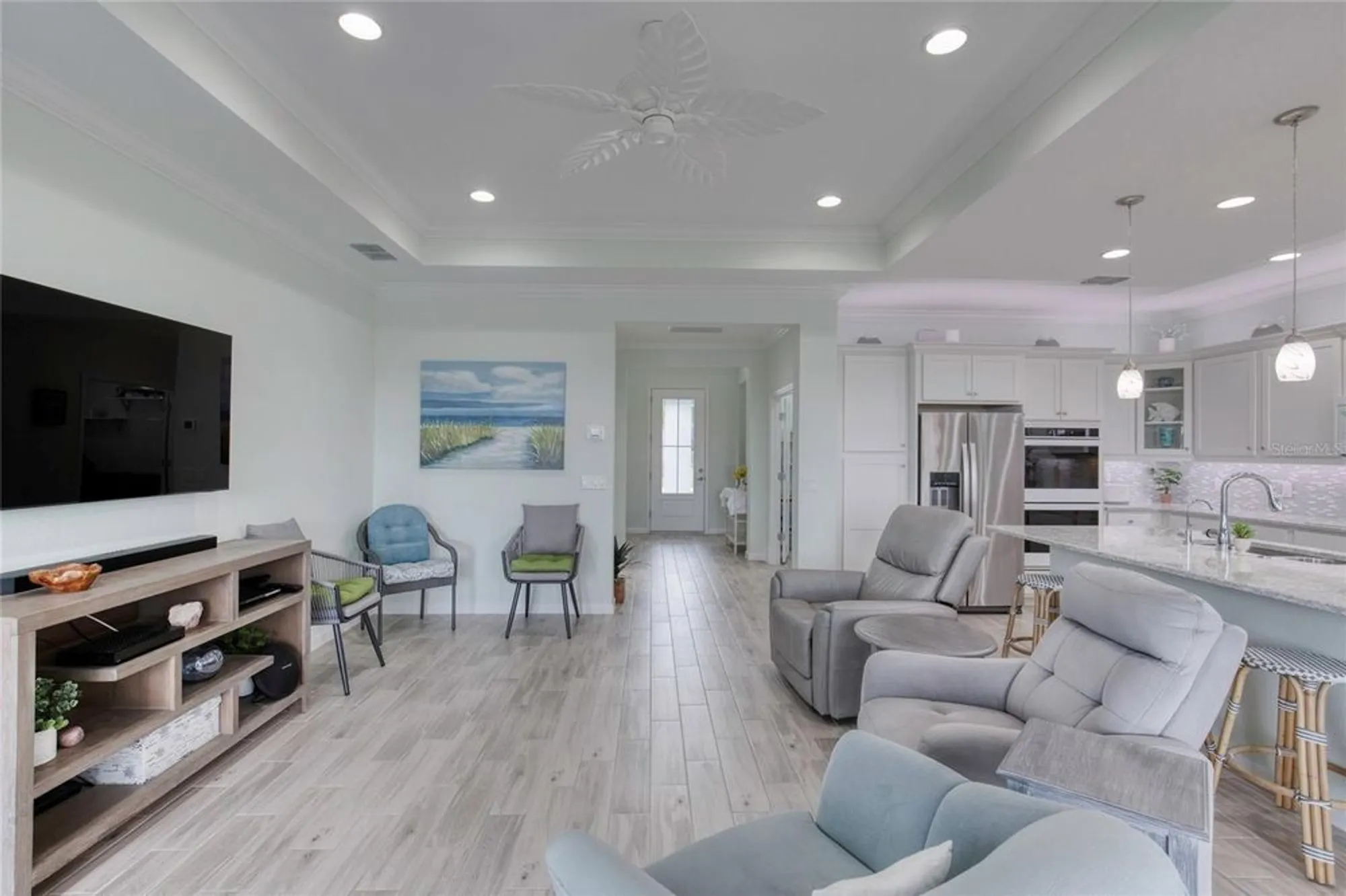 Property Slideshow image 16 of 50 | 213 cheeseburger dr, Daytona Beach, FL, 32124